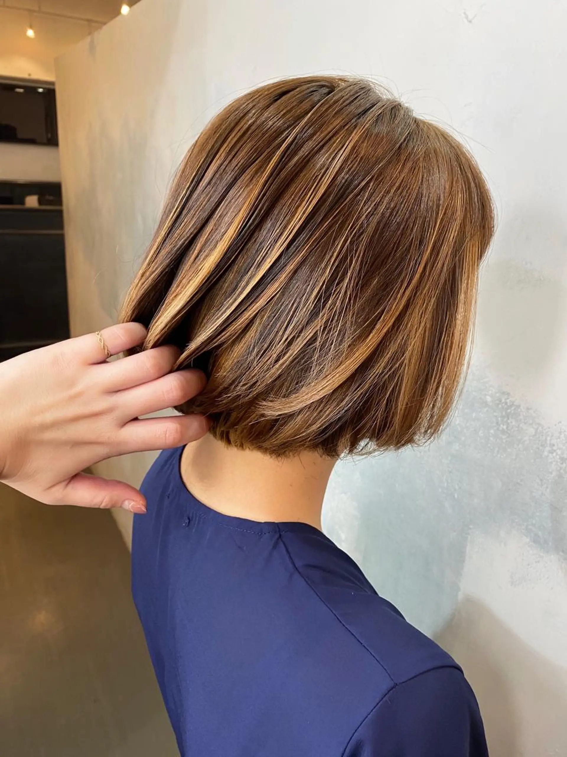 ショート カラー バレイヤージュ グラデーションカラー ハイライトカラー ハイライト レイヤーカット ヘアカラー トリートメント 🍑艶髪✖️暖色系 ✨momoka🍑のヘアスタイル