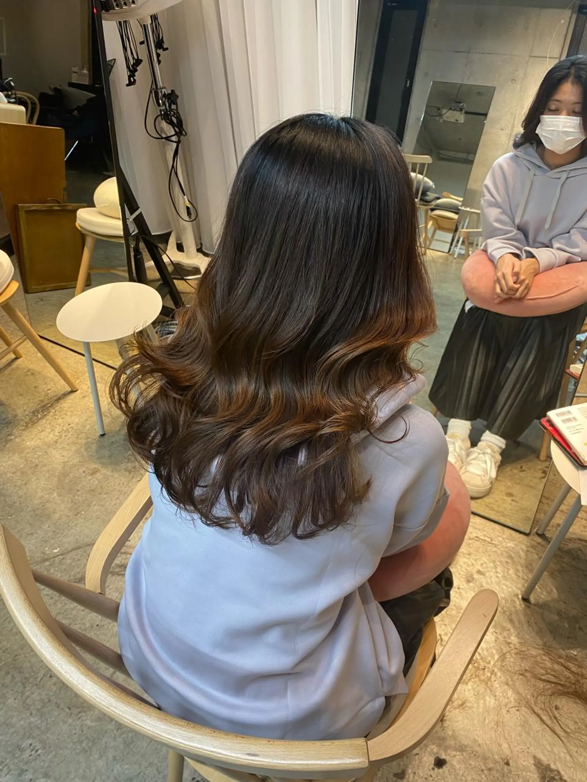 ミディアム 飯田 みづきのヘアスタイル