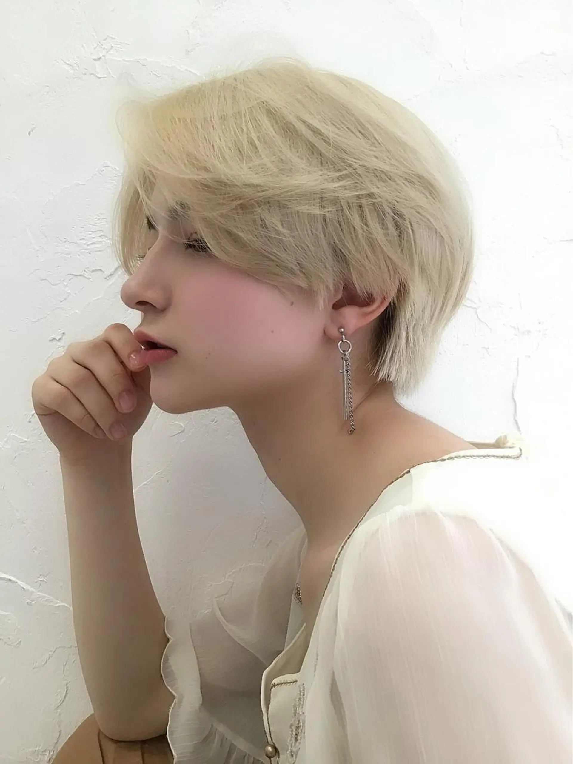 ショート カラー リルウヘアー 天王寺のヘアスタイル