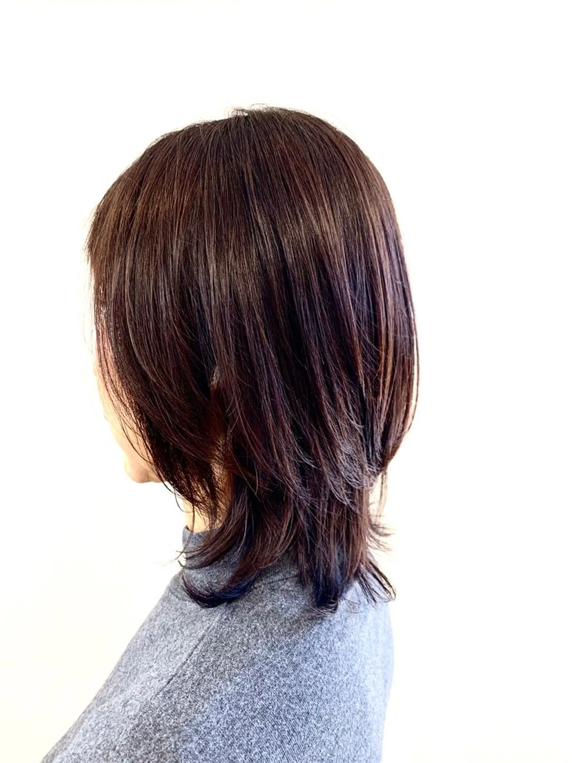 ミディアム カラー 小林 由里香のヘアスタイル