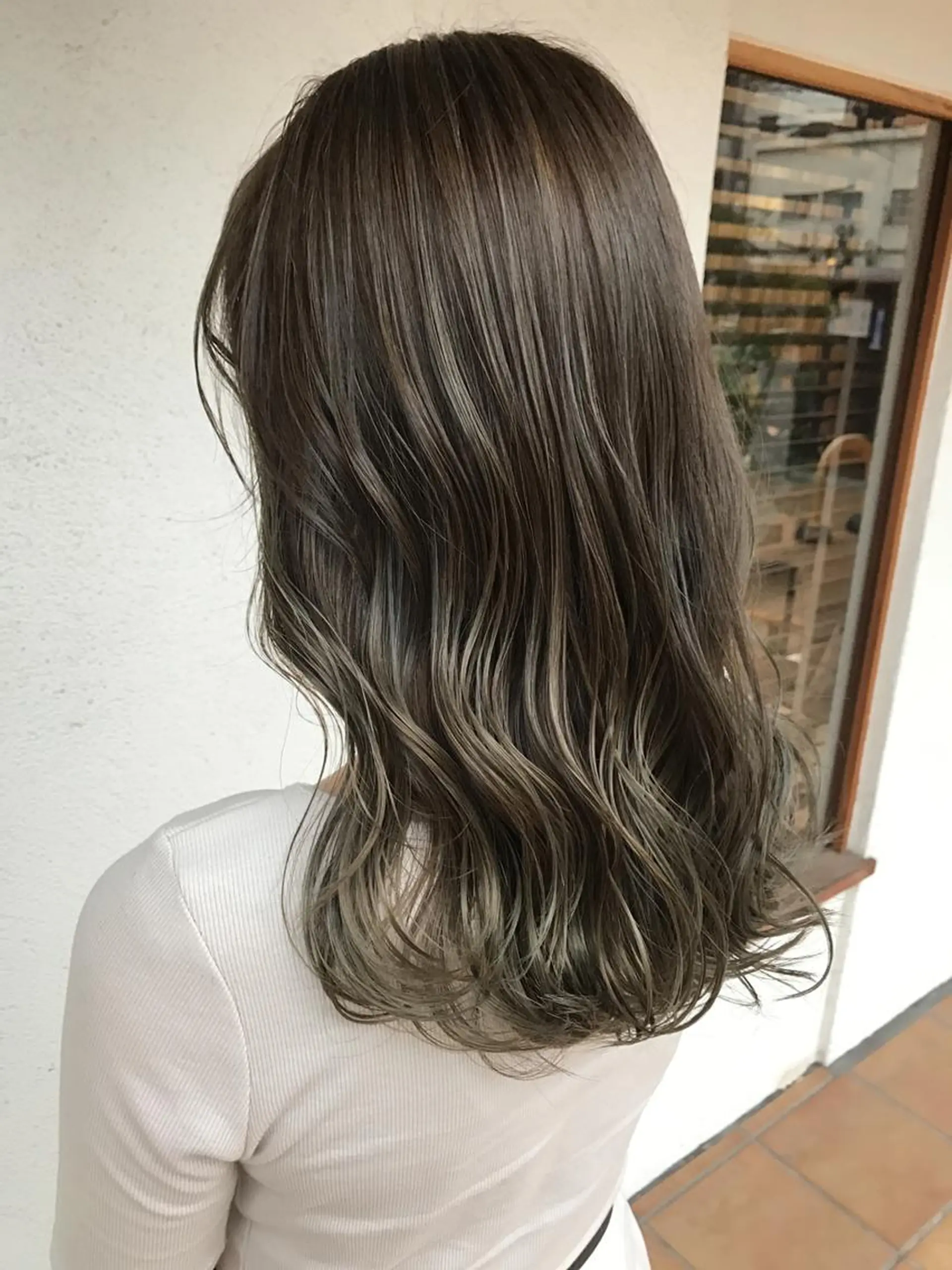 ミディアム カット ヘアカラー トリートメント 🧸くまがい りお🤍のヘアスタイル