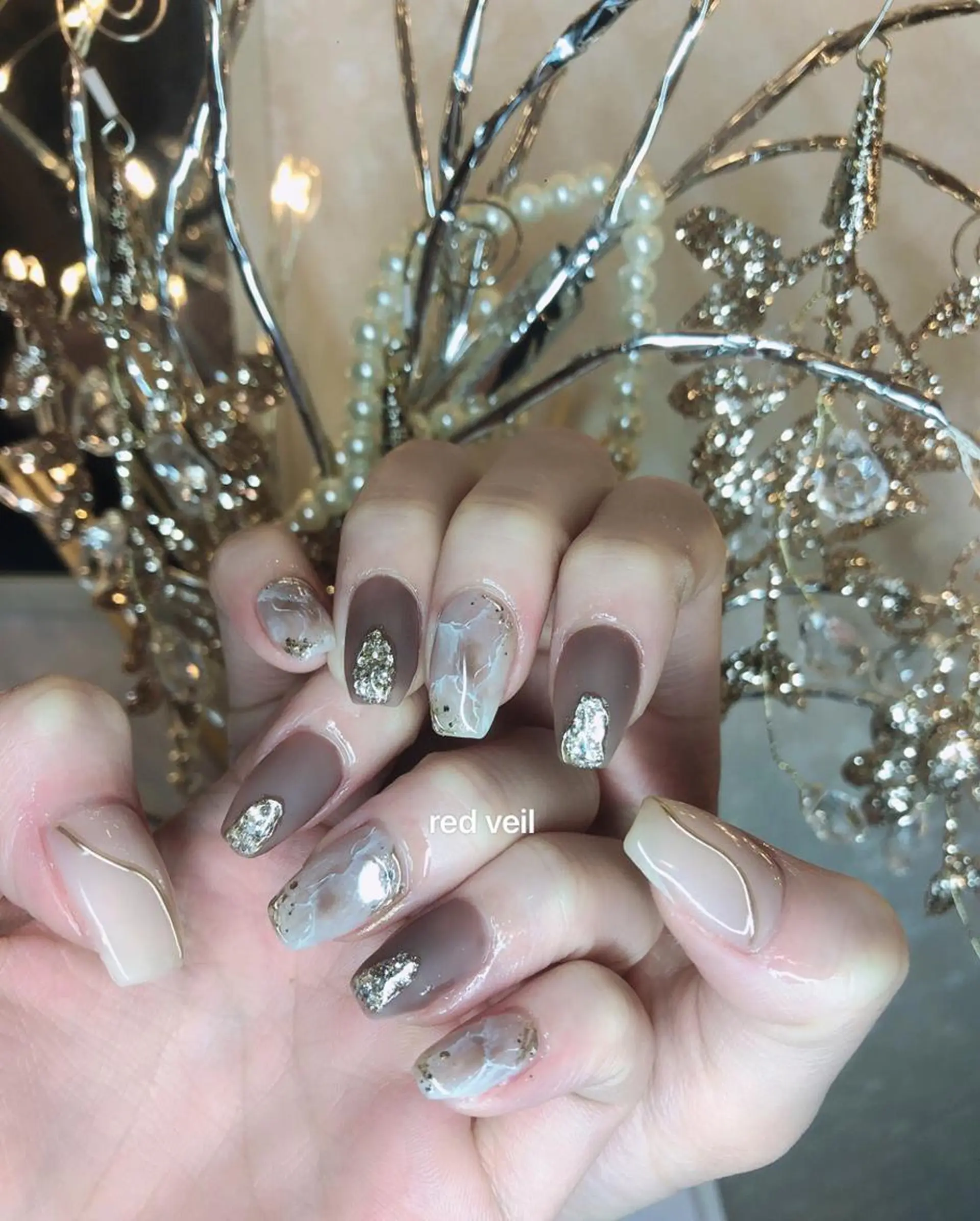 ミディアム ネイル ハンドネイル 長さ出し専門 nynaのネイルデザイン