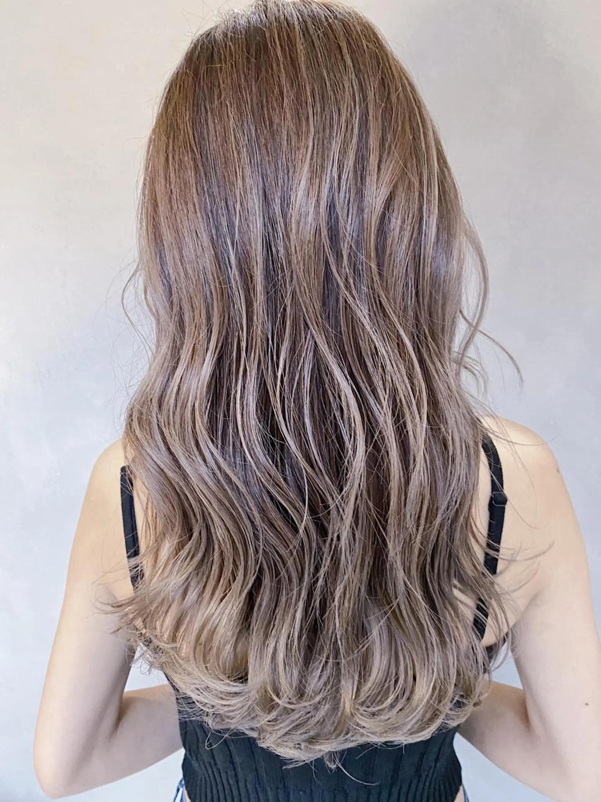 セミロング カラー ヘアカラー LA KING GINZA TOKYO所属・🧡ショートの達人 🧡SHOのヘアスタイル