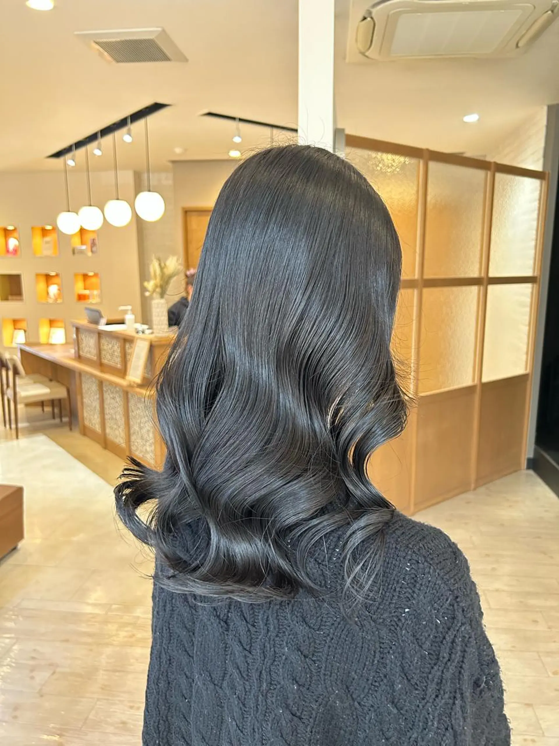 ロング カラー Chere rosso所属・✨頭身浴無料 -chere-金剛店のヘアスタイル