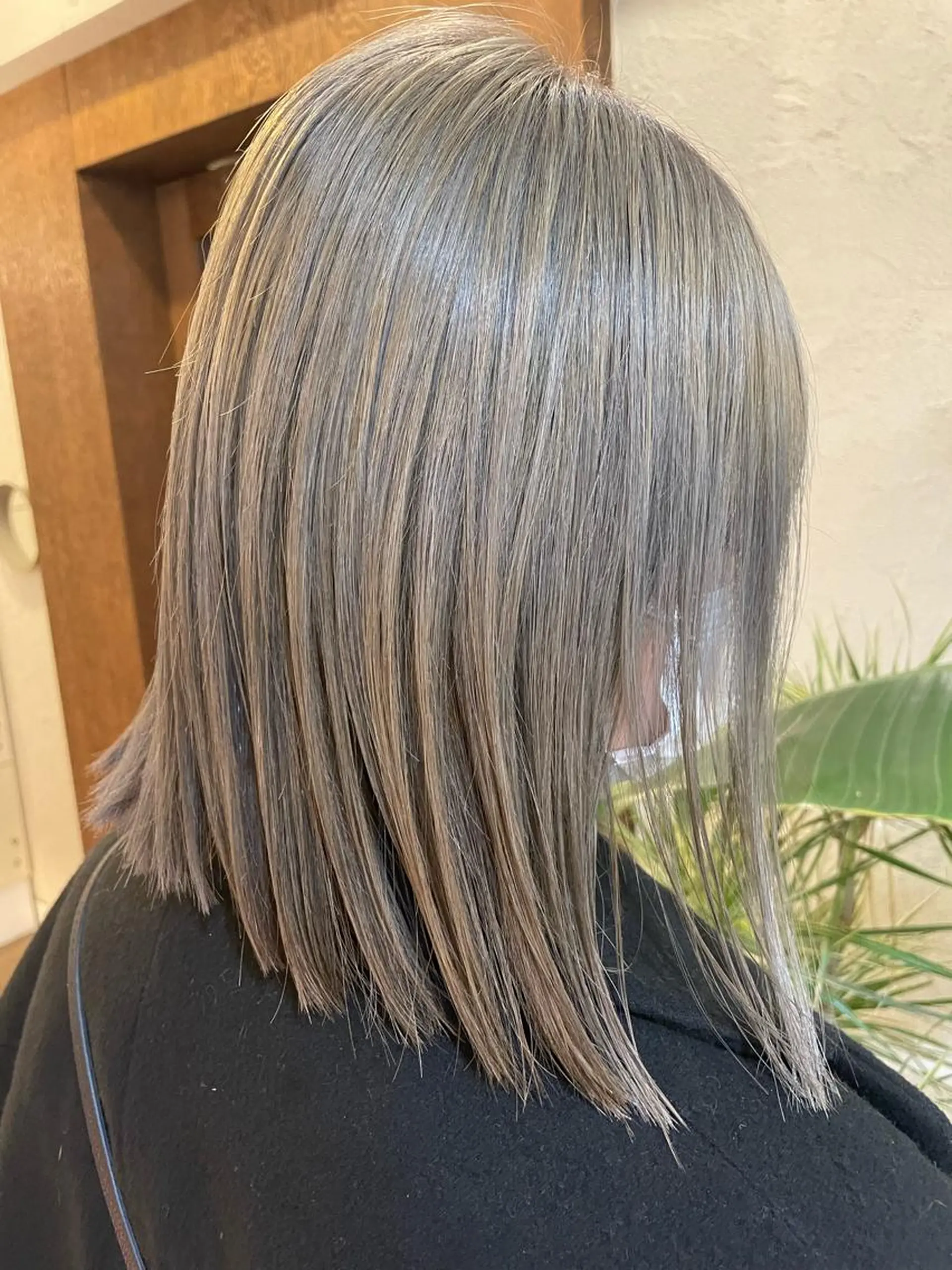 ミディアム カット ヘアカラー トリートメント しもかわ かほのヘアスタイル