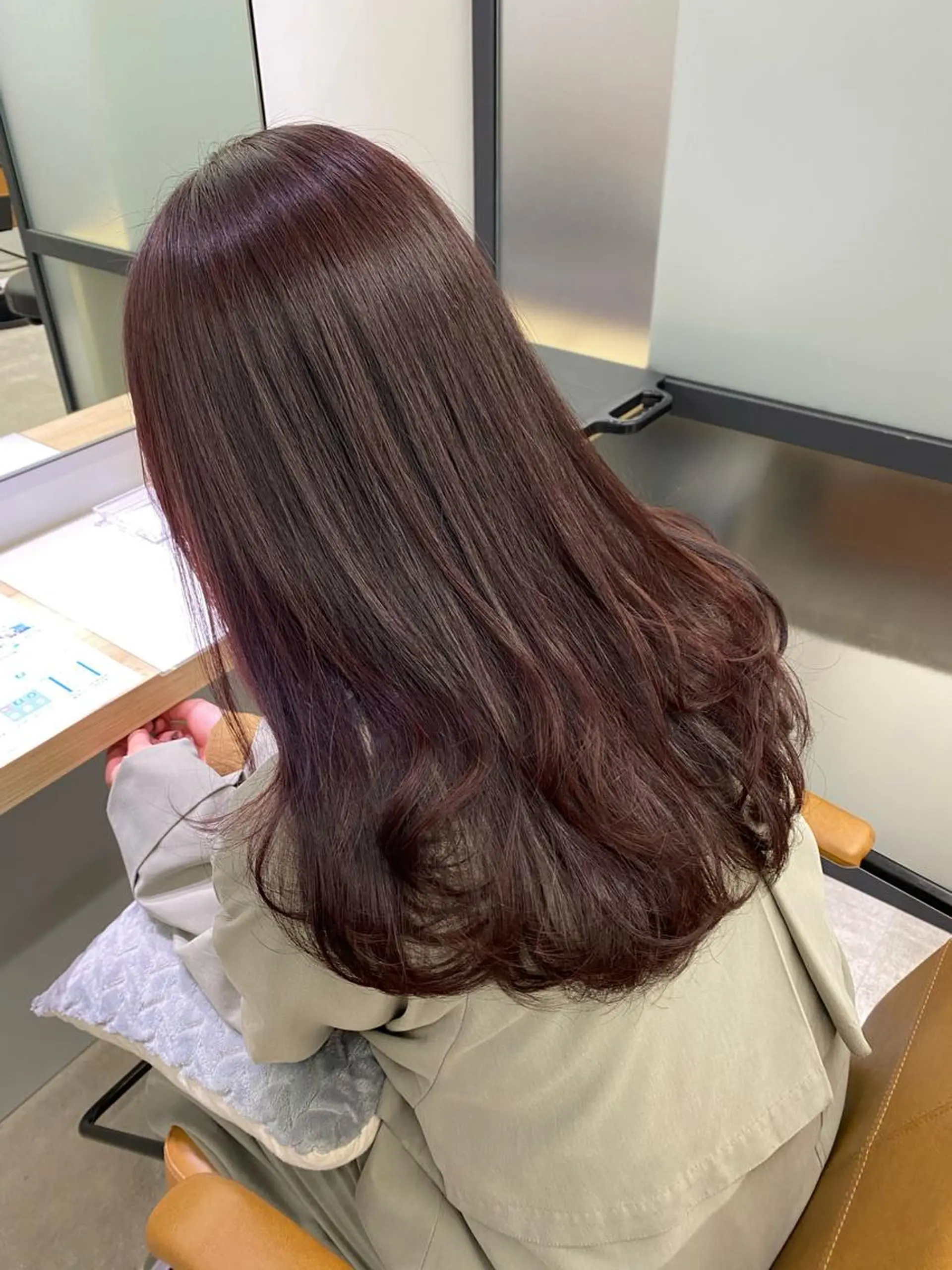 カラー ブラウンカラー ピンクカラー 金城 二千夏のヘアスタイル