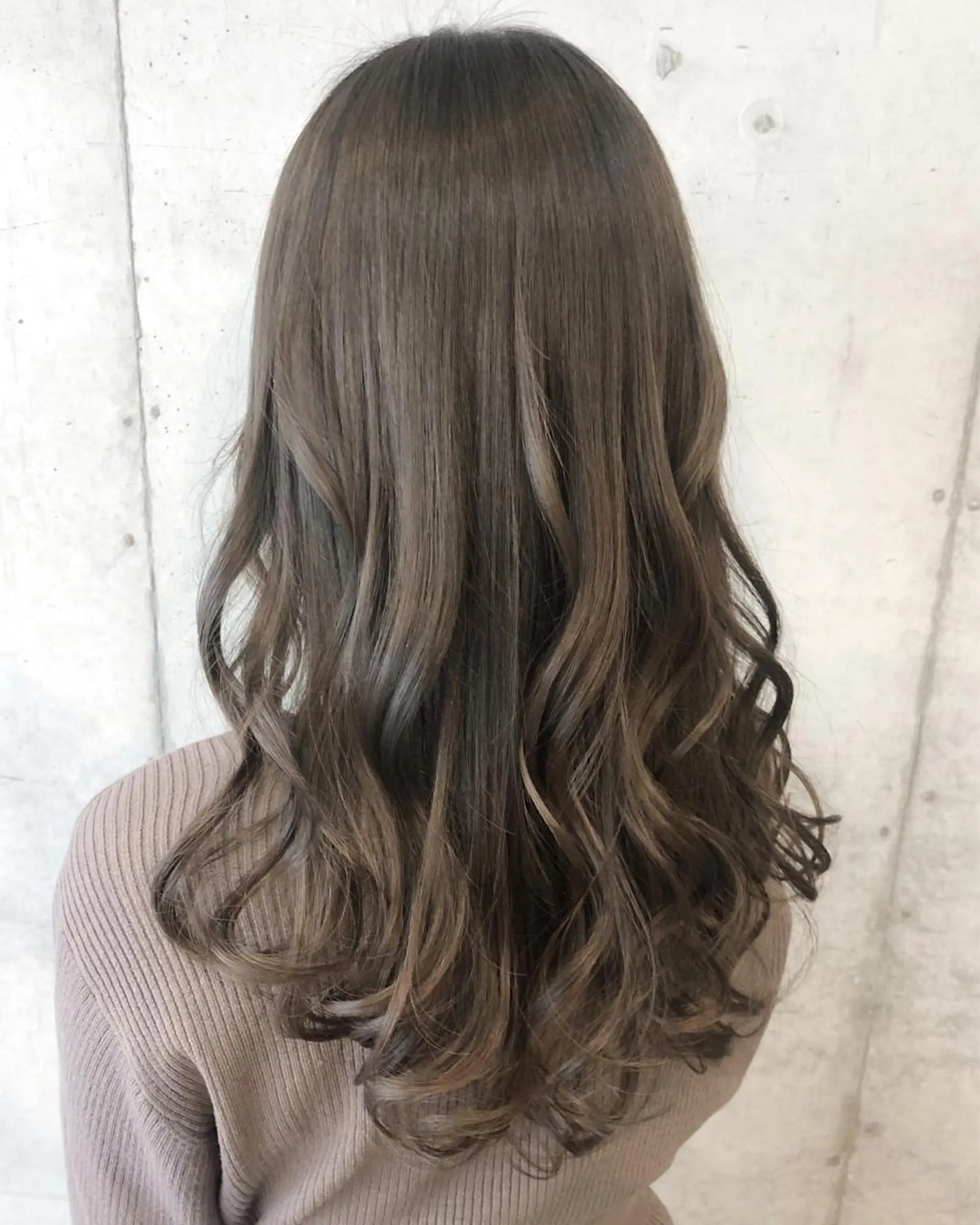 セミロング ハイライト ヘアカラー トリートメント ヘッドスパ 野口 秀人 🦋髪質改善🫧のヘアスタイル