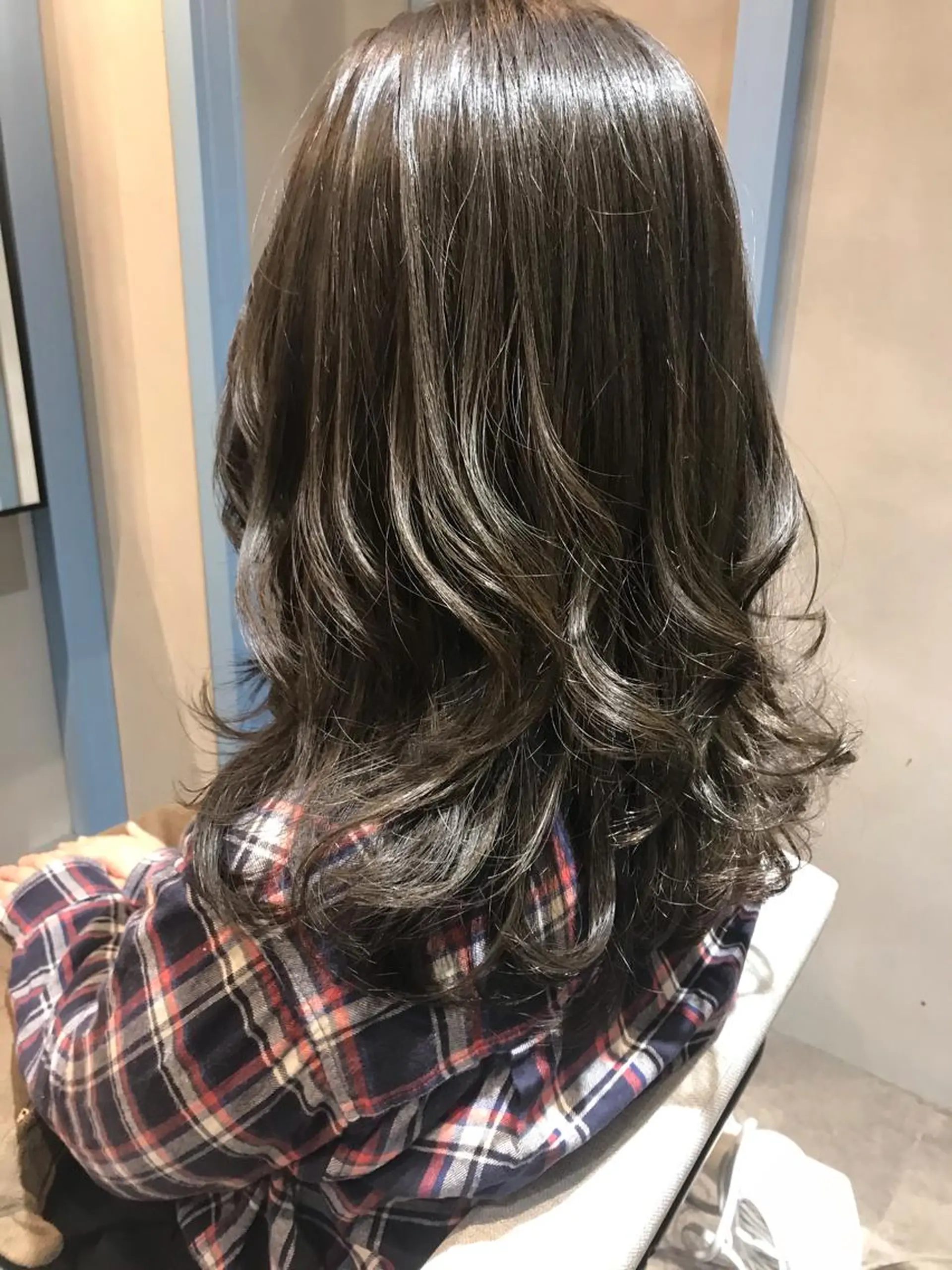 セミロング 所渉/韓国レイヤー /ウルフカットのヘアスタイル