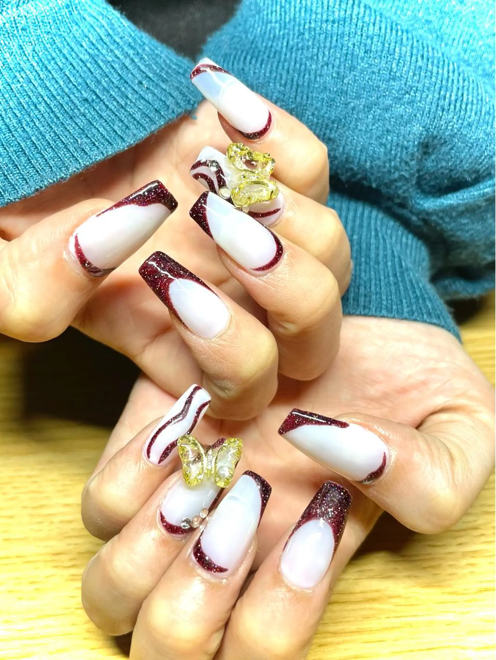 ミディアム フットネイル GG houseのネイルデザイン