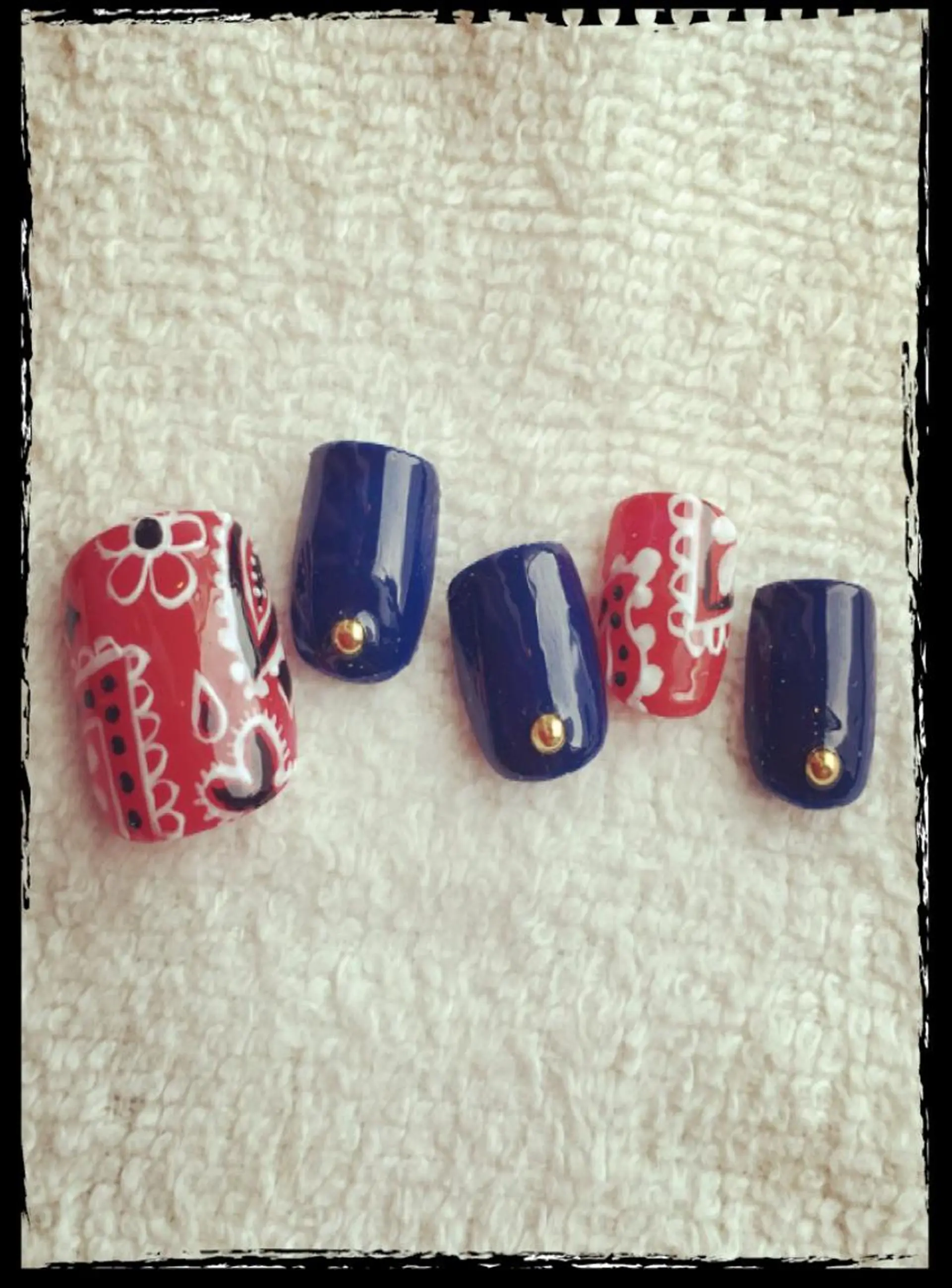 ネイル アートネイル フットネイル アンドルーチェ スクールの眉毛・アイブロウイメージ