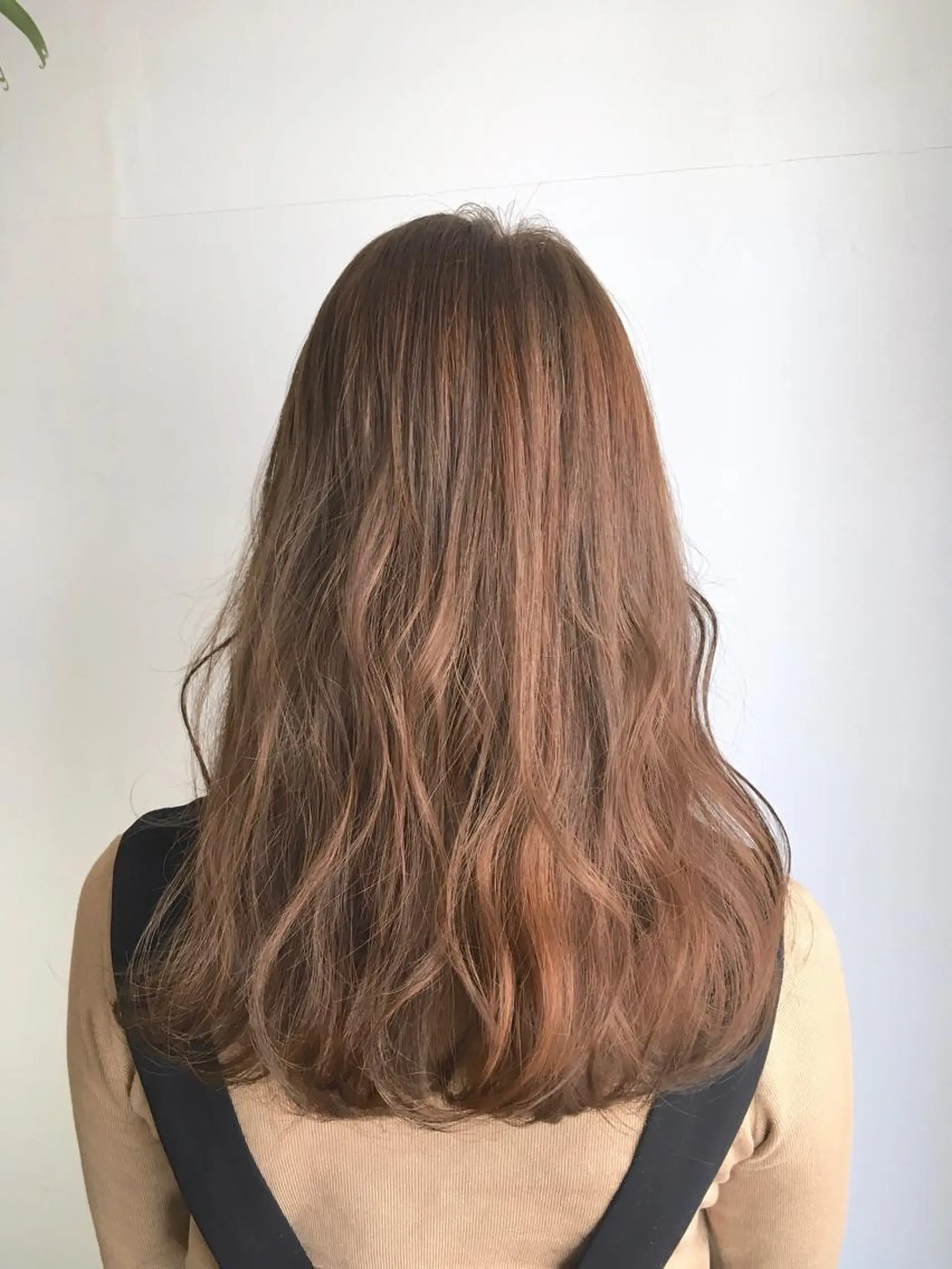 ロング カラー ベージュカラー ヘアカラー トリートメント ヘアセット go today shaire salon 本店所属・yoshi ☆のヘアスタイル