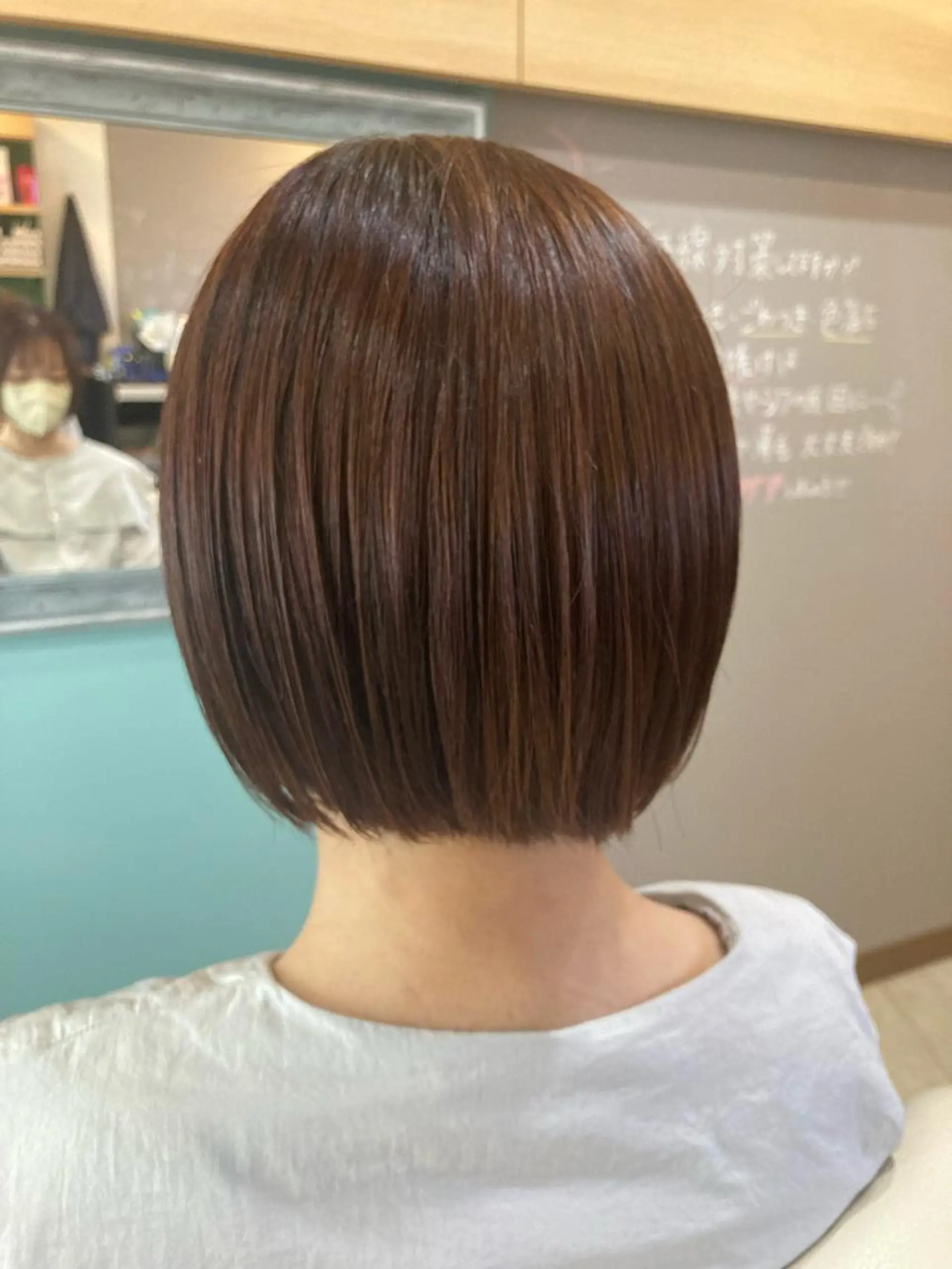 ショート カラー ボブ マイトレーヤー HAIR ROOM所属・谷川 穂のヘアスタイル