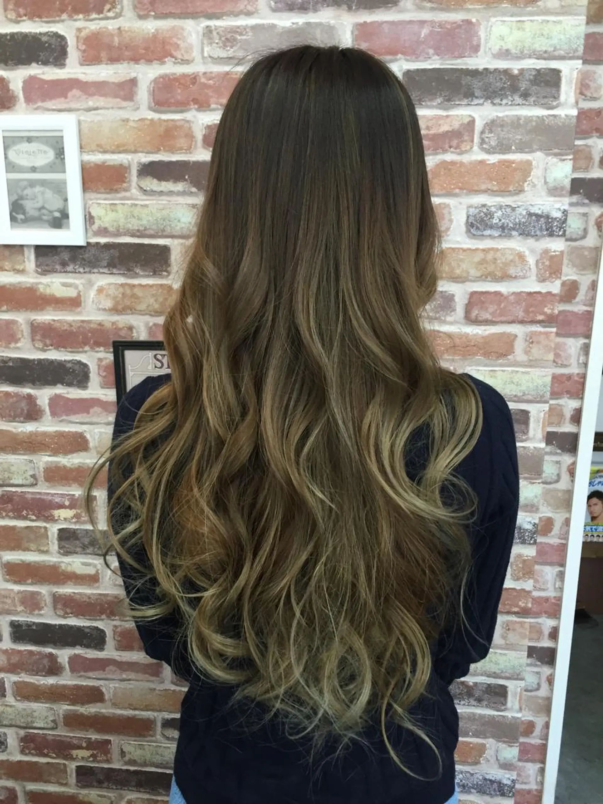 ロング カラー グラデーションカラー ハイトーンカラー カット ヘアカラー ヘアサロンオスカー 岸和田蛸地蔵店のヘアスタイル