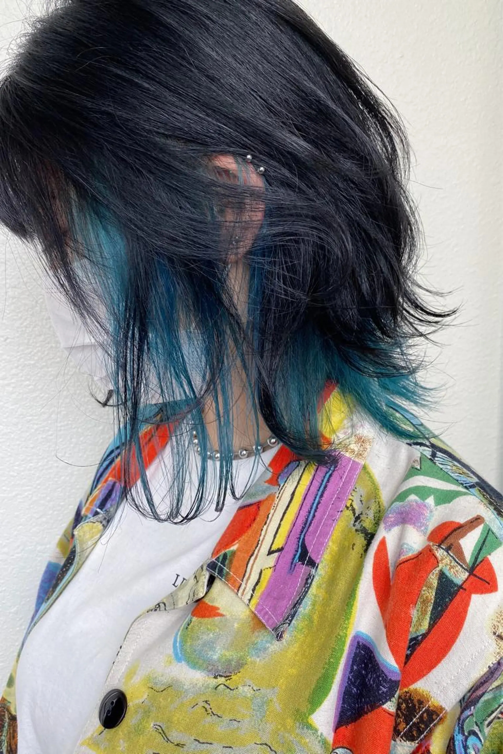 ショート 髪質改善カラー× 美髪ストレート前出のヘアスタイル