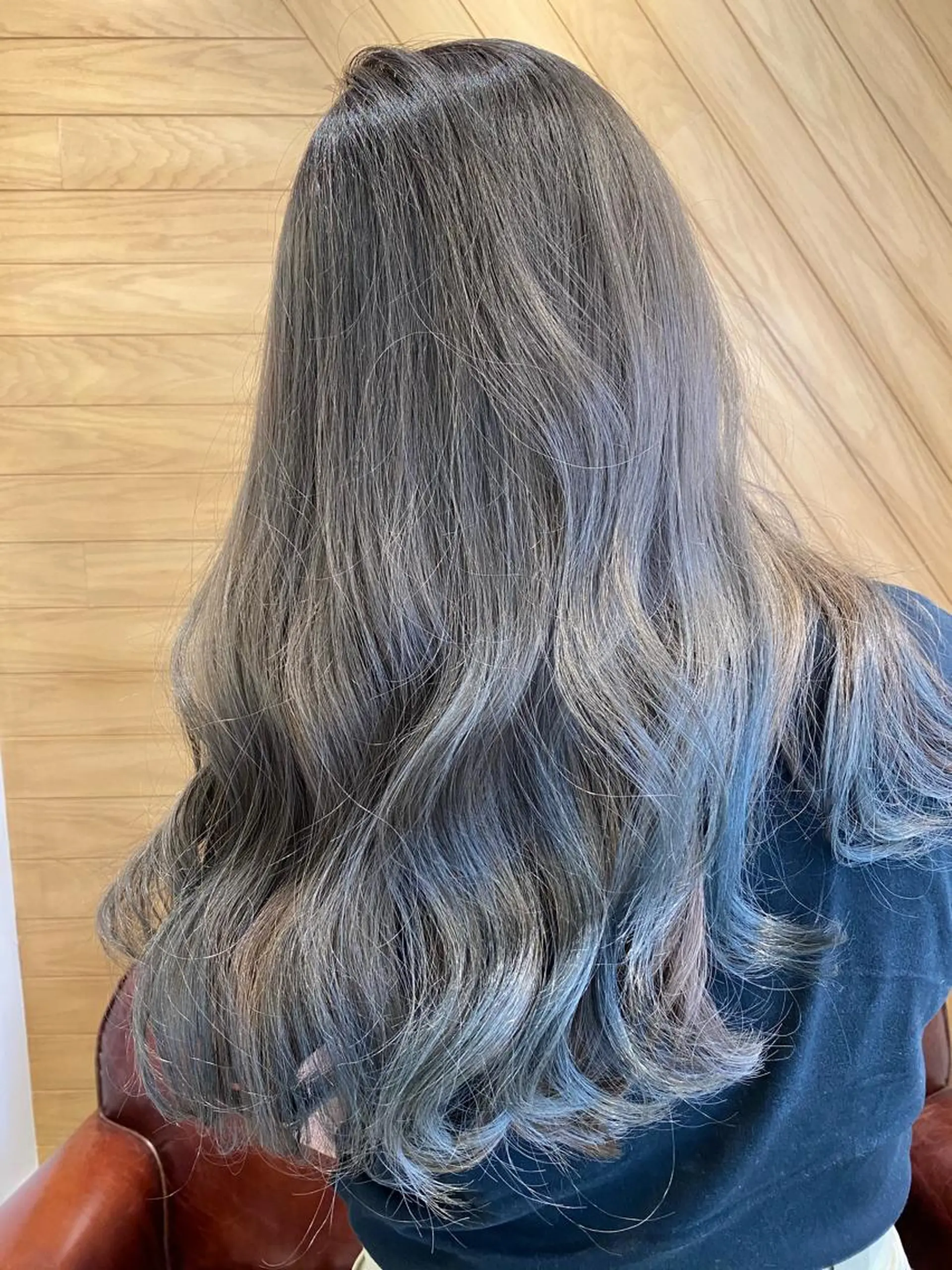 カラー 井上 舞のヘアスタイル