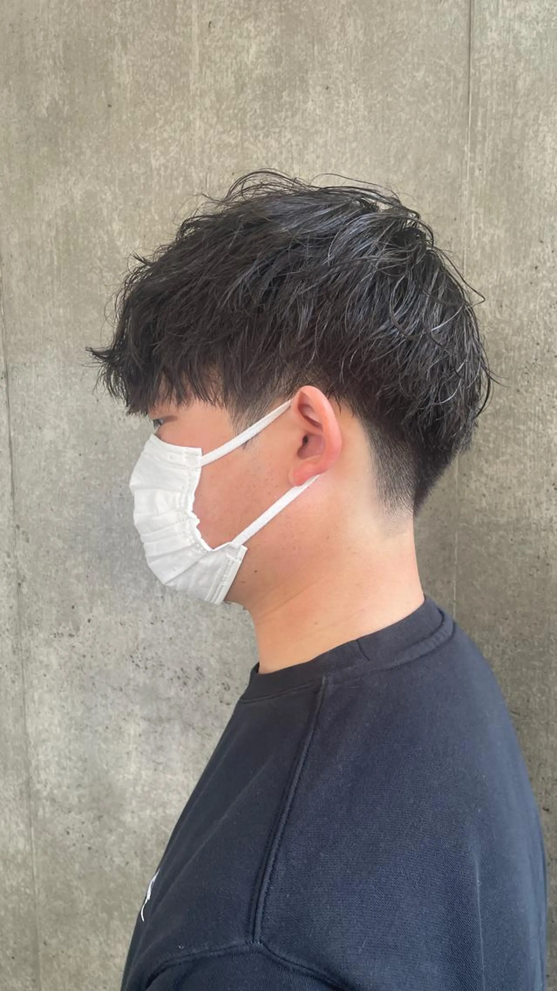 パーマ メンズ センターパート カルマパーマ メンズ韓国風 メンズパーマ メンズショート 松本平太郎美容室大宮店所属・もりたみかこ 美容師お休み中のヘアスタイル