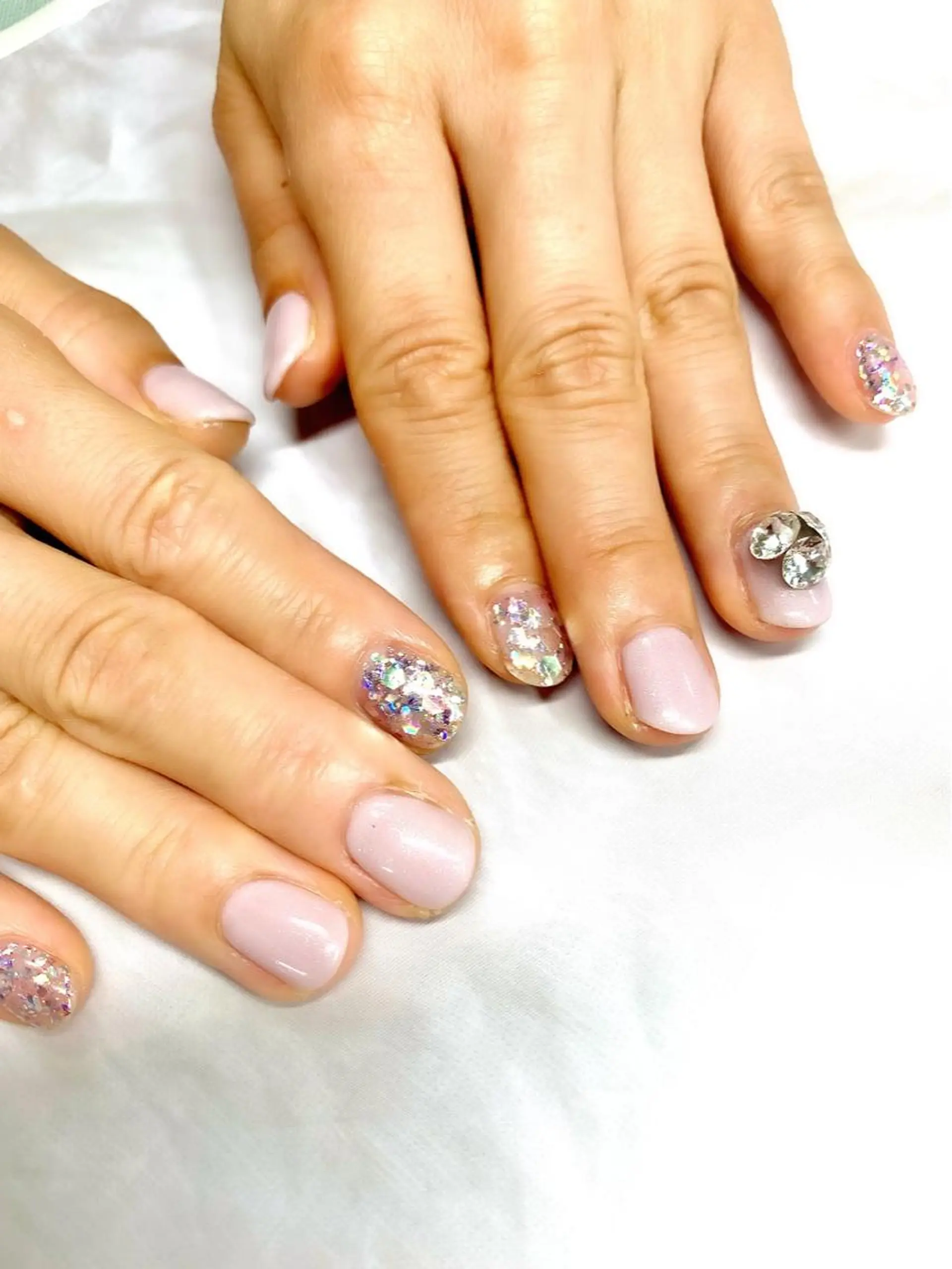 ネイル ジェルネイル ロングネイル ニュアンスネイル オフィスネイル パラジェル clover nailのネイルデザイン