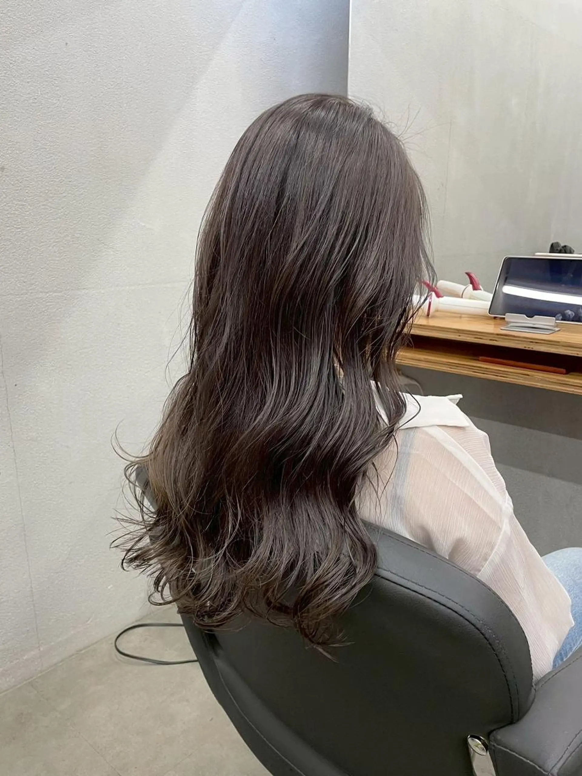 ロング カット ヘアカラー トリートメント N 【エヌ】のヘアスタイル