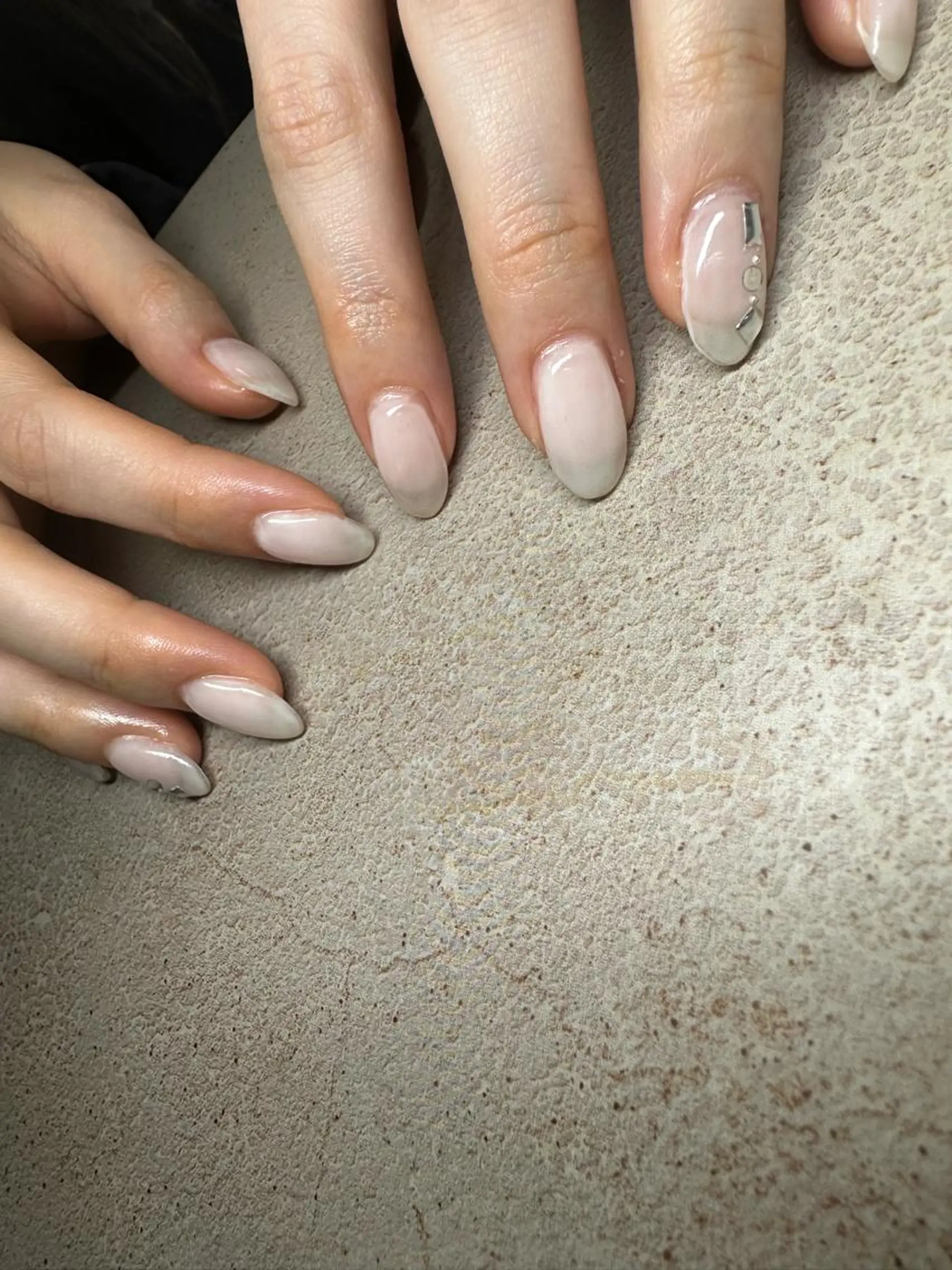 ネイル ホワイト ハンドネイル MELLMODE所属・Nakano Kanaのネイルデザイン