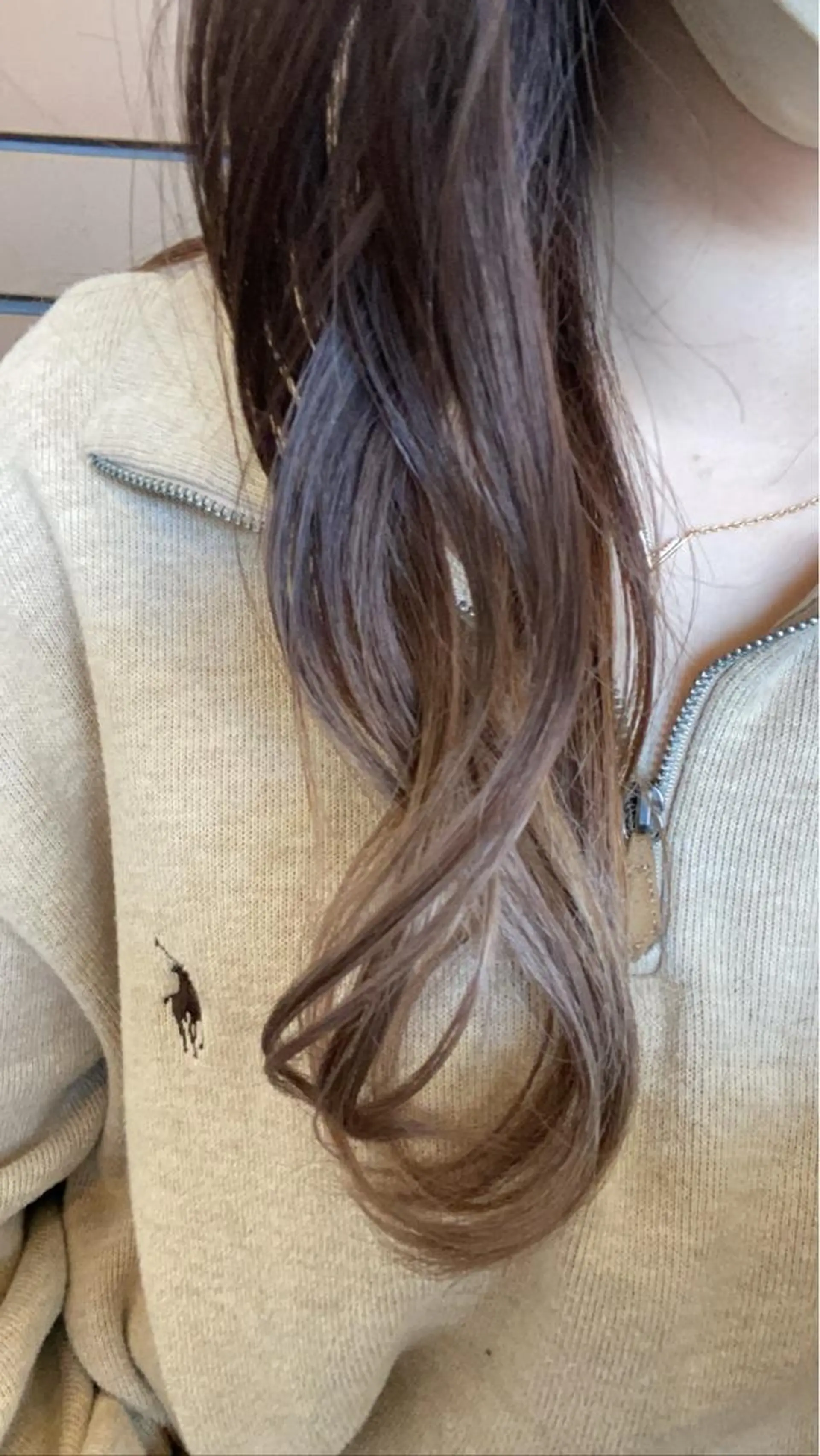 ロング カラー グラデーションカラー 斎藤 愛菜のヘアスタイル