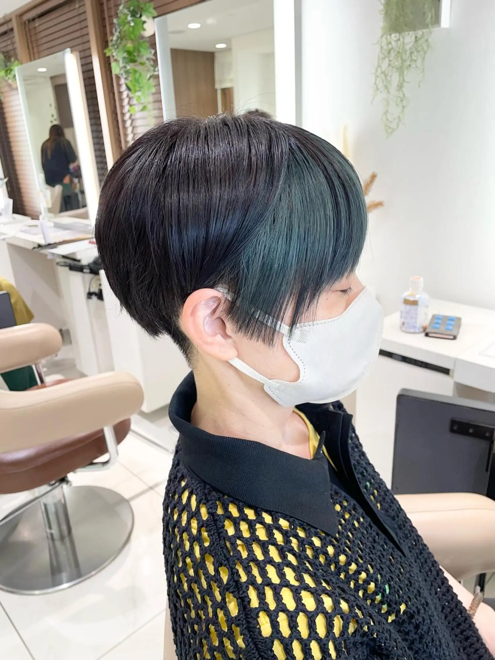 ショート 清藤 綾のヘアスタイル