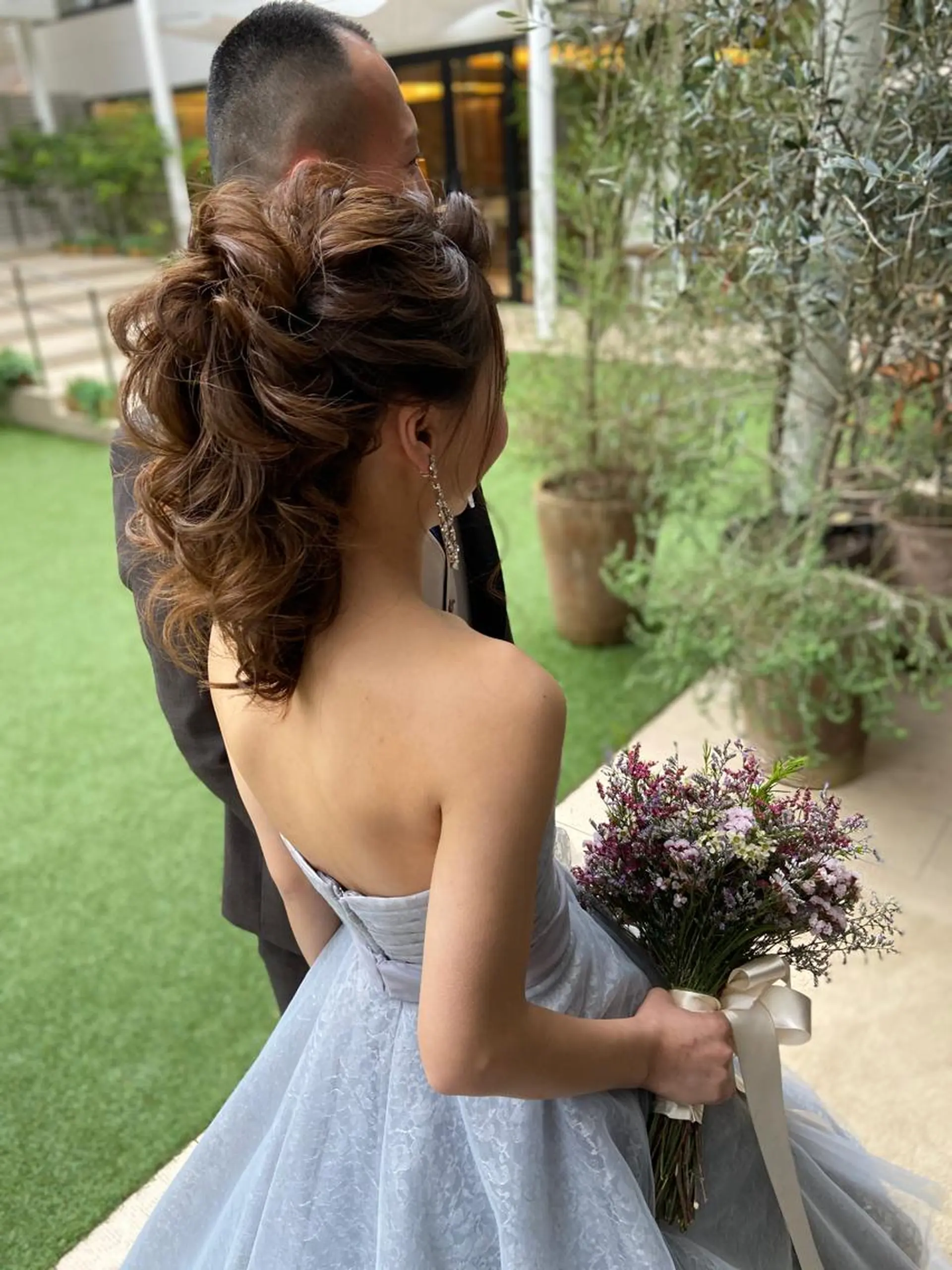 セミロング ヘアアレンジ ポニーテール ヘアアンドメイクムタ 新居のヘアスタイル