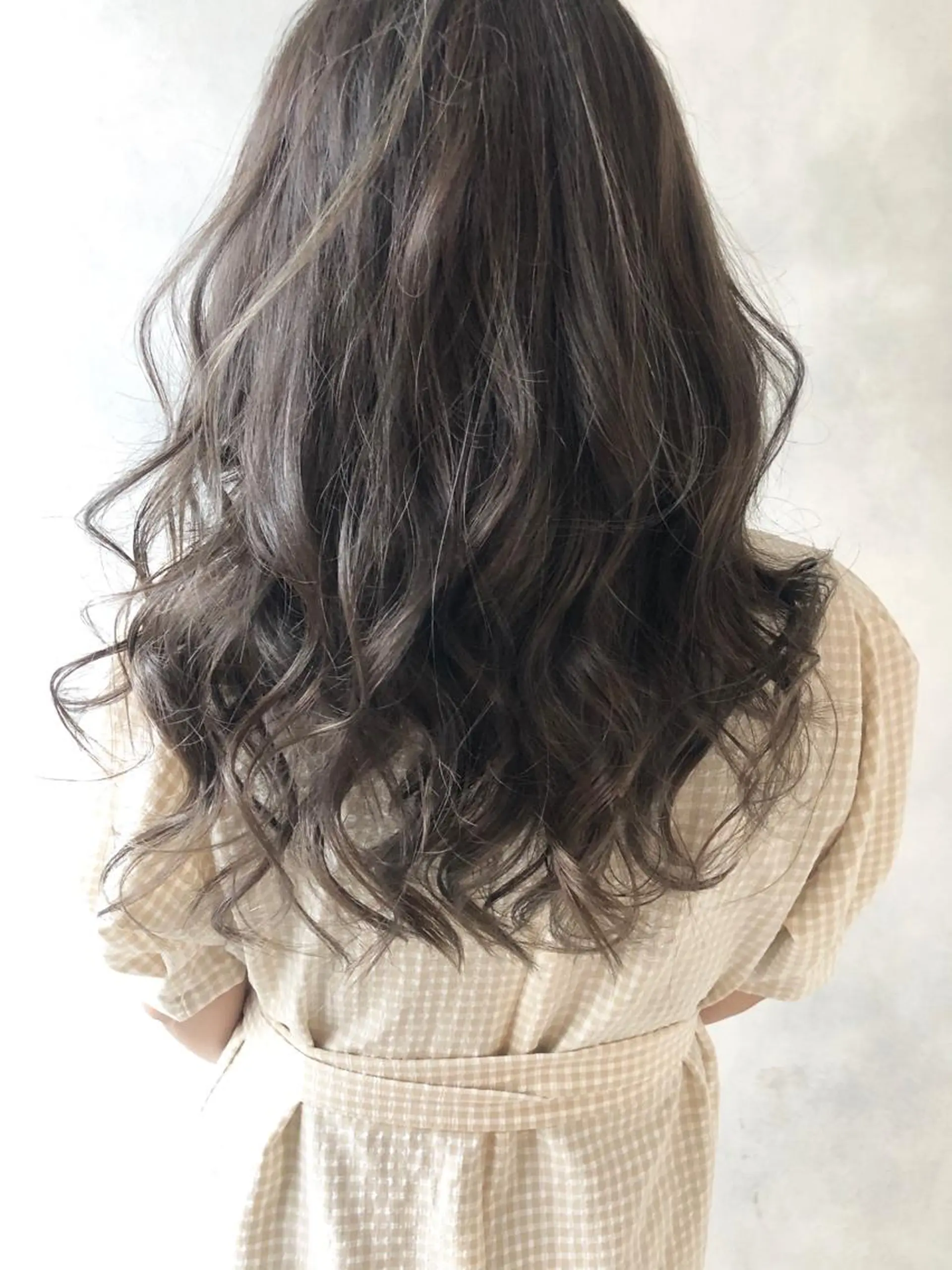 ロング ハイライト 小澤大輔 YOLO hairのヘアスタイル