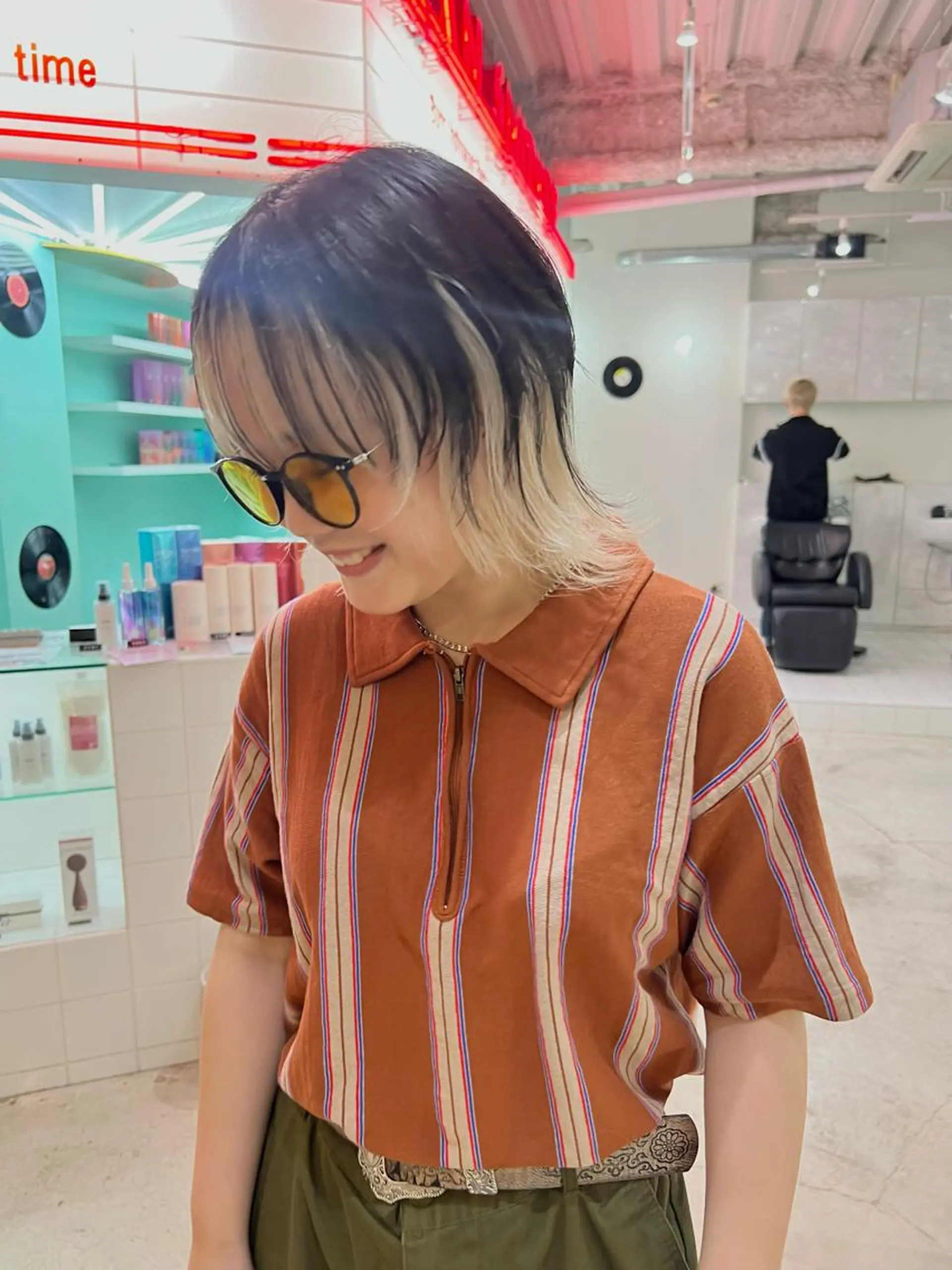 ミディアム カット ヘアカラー 💥ウルフカット デザインあんな💥のヘアスタイル