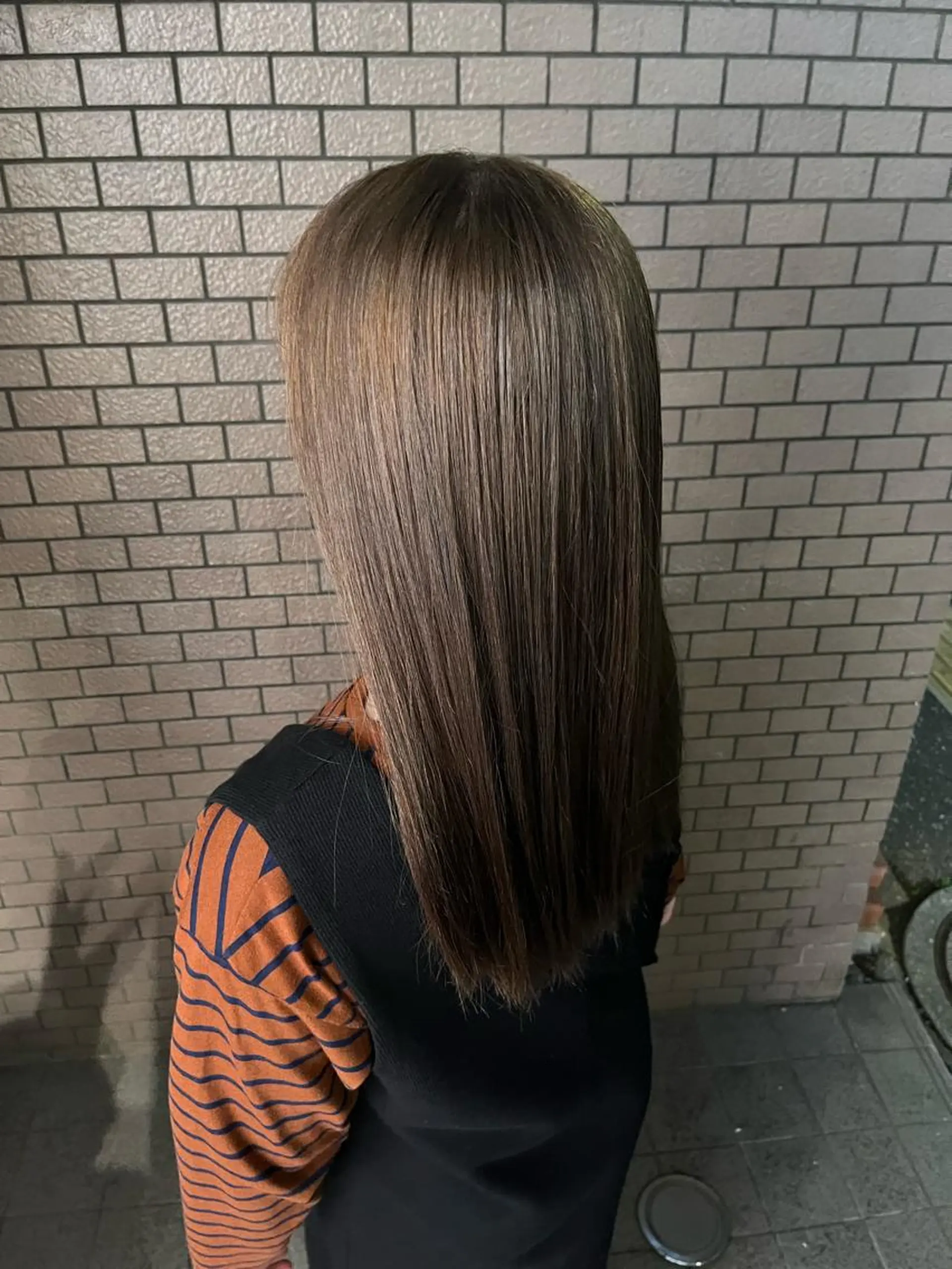 ロング カラー トリートメント 艶髪/ハイトーン/ ヘアセット/モエノのヘアスタイル