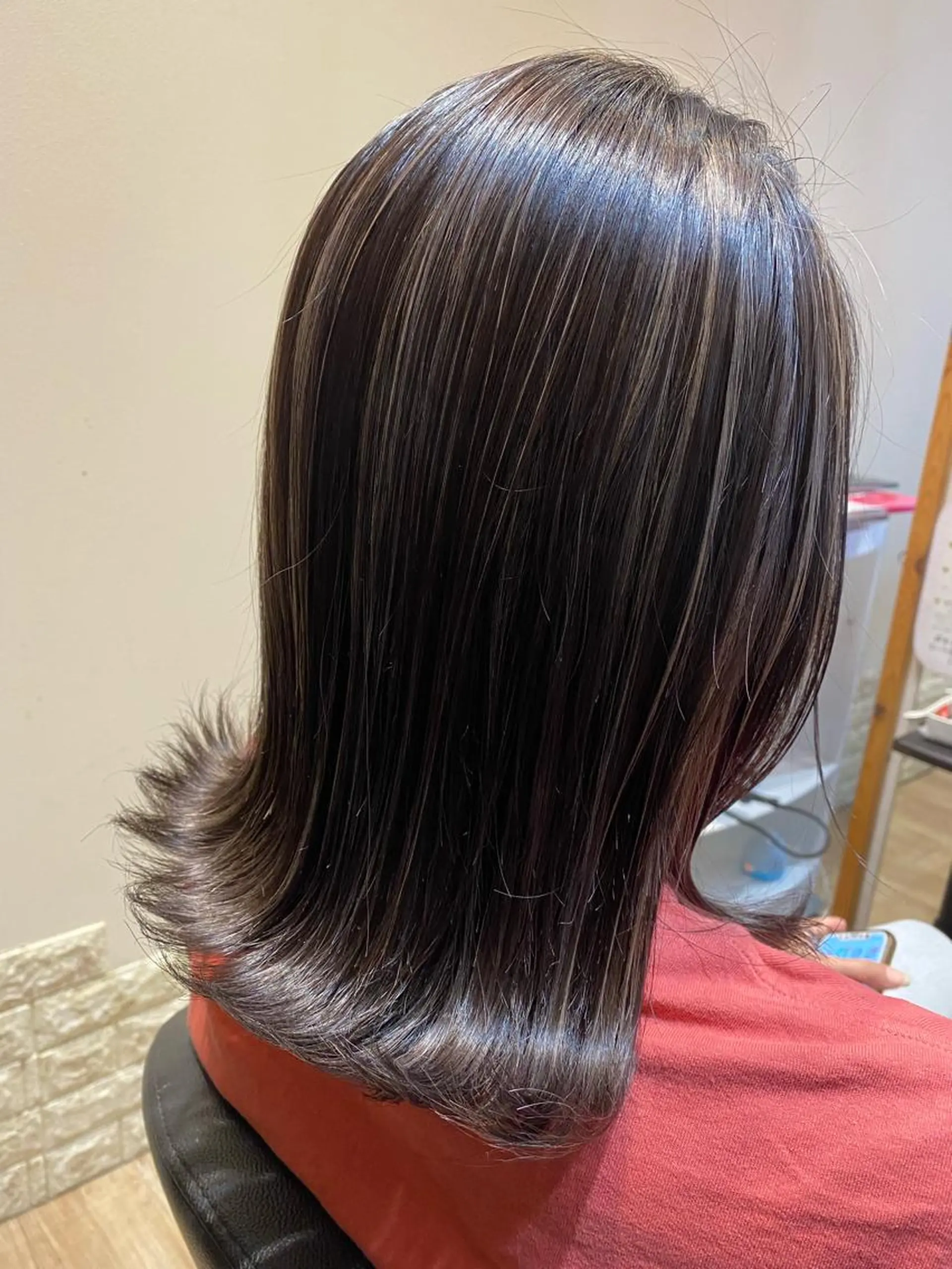 セミロング カラー 関口 友行のヘアスタイル