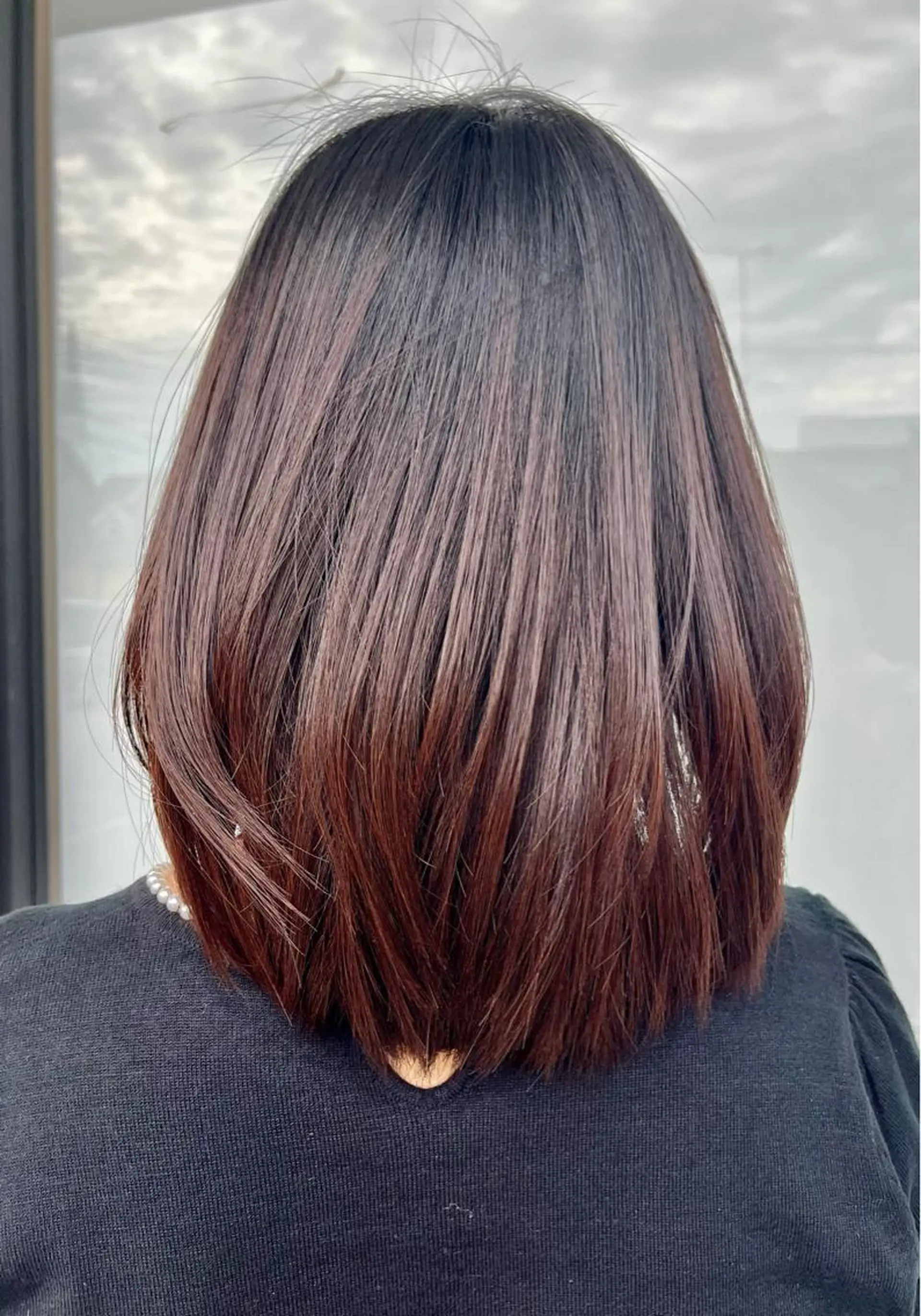 ミディアム ツヅキ マスミのヘアスタイル