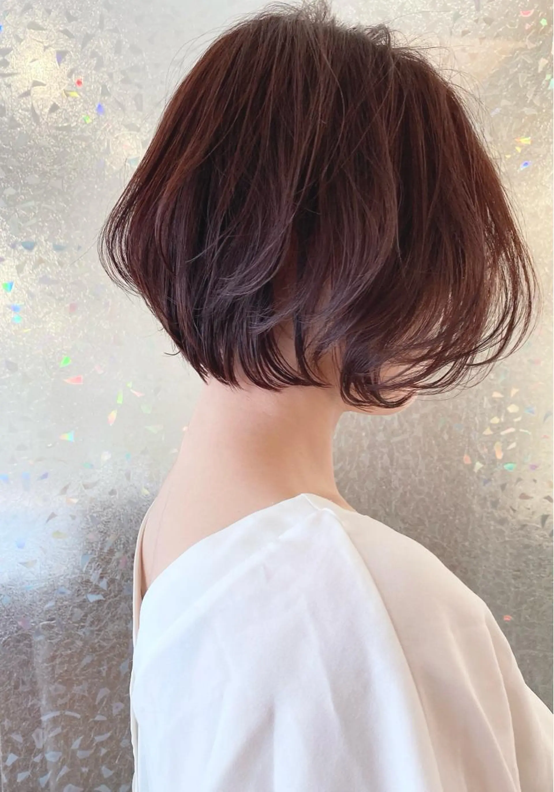 ショート カラー 明るい白髪染め専門店兵庫駅前店所属・山口 一馬のヘアスタイル