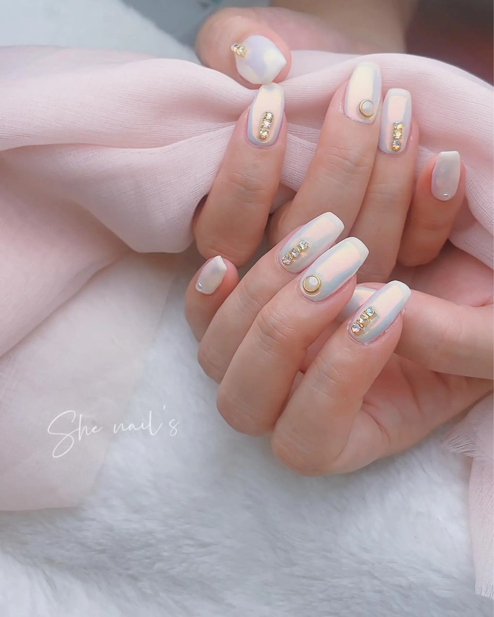 ネイル Blushオーナー Shiinaのネイルデザイン