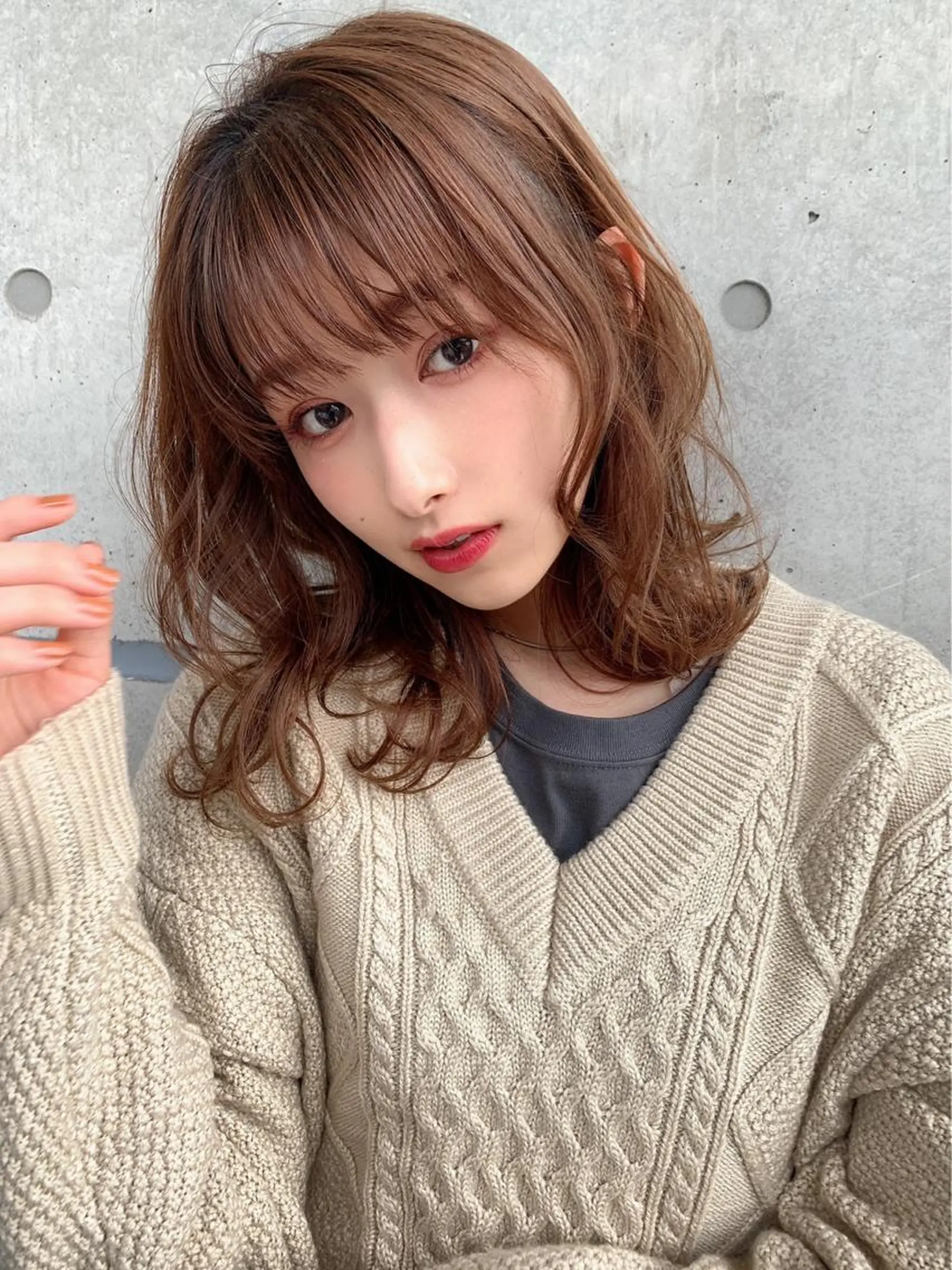 セミロング カラー ヘアアレンジ 【公式】DISCO銀 座🪩トレンド🪽のヘアスタイル