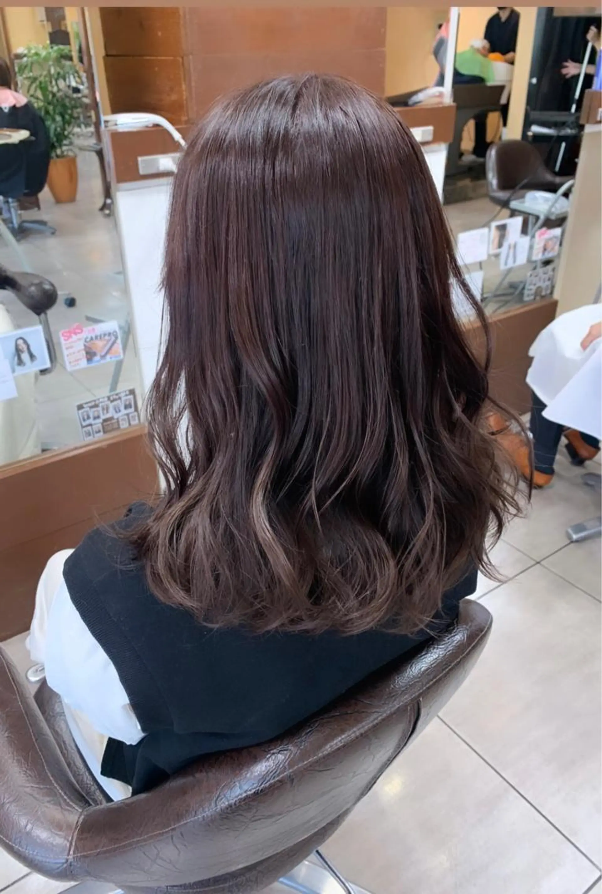 ミディアム ヘアカラー 🫧艶髪カラー🫧 森本くるみのヘアスタイル