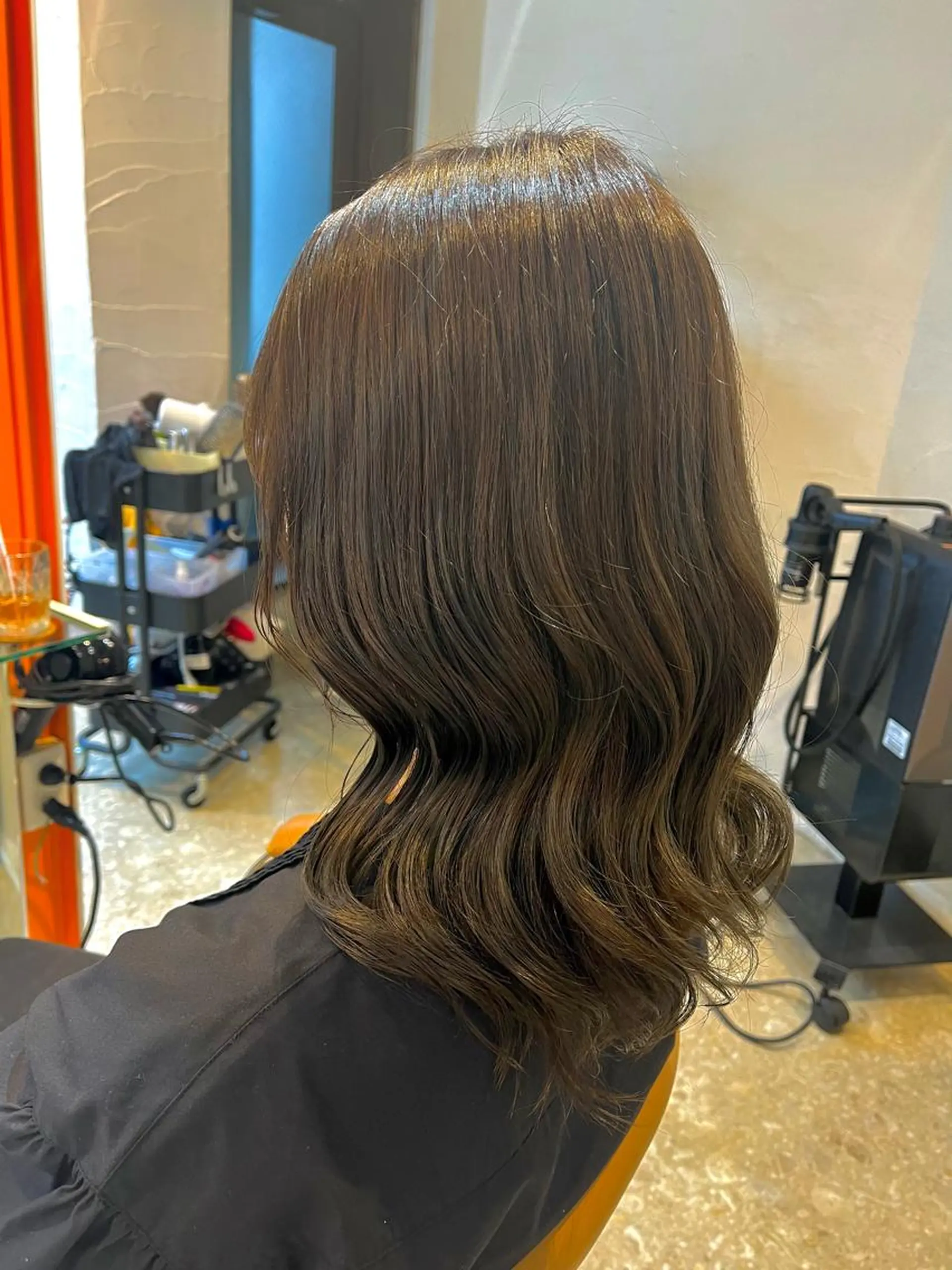 ミディアム カラー カット ヘアカラー ヘッドスパ うしだ かおるのヘアスタイル