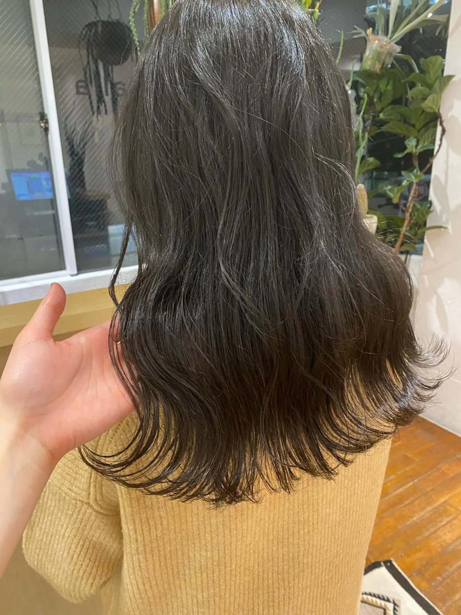 ロング カラー グレージュ 艶カラー 🤍🫧/makoのヘアスタイル