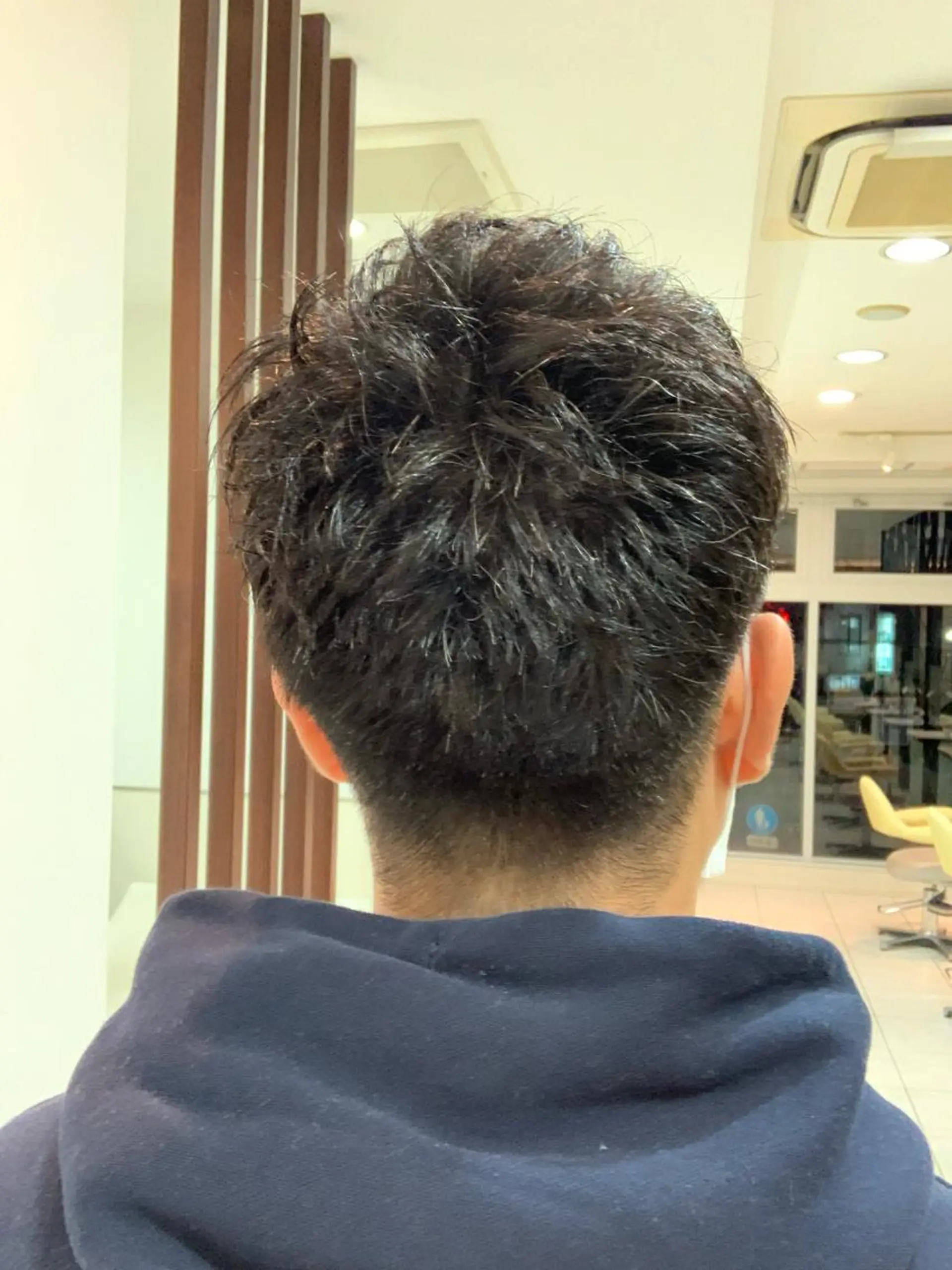 ショート メンズ 刈り上げ 髙橋 歩のヘアスタイル