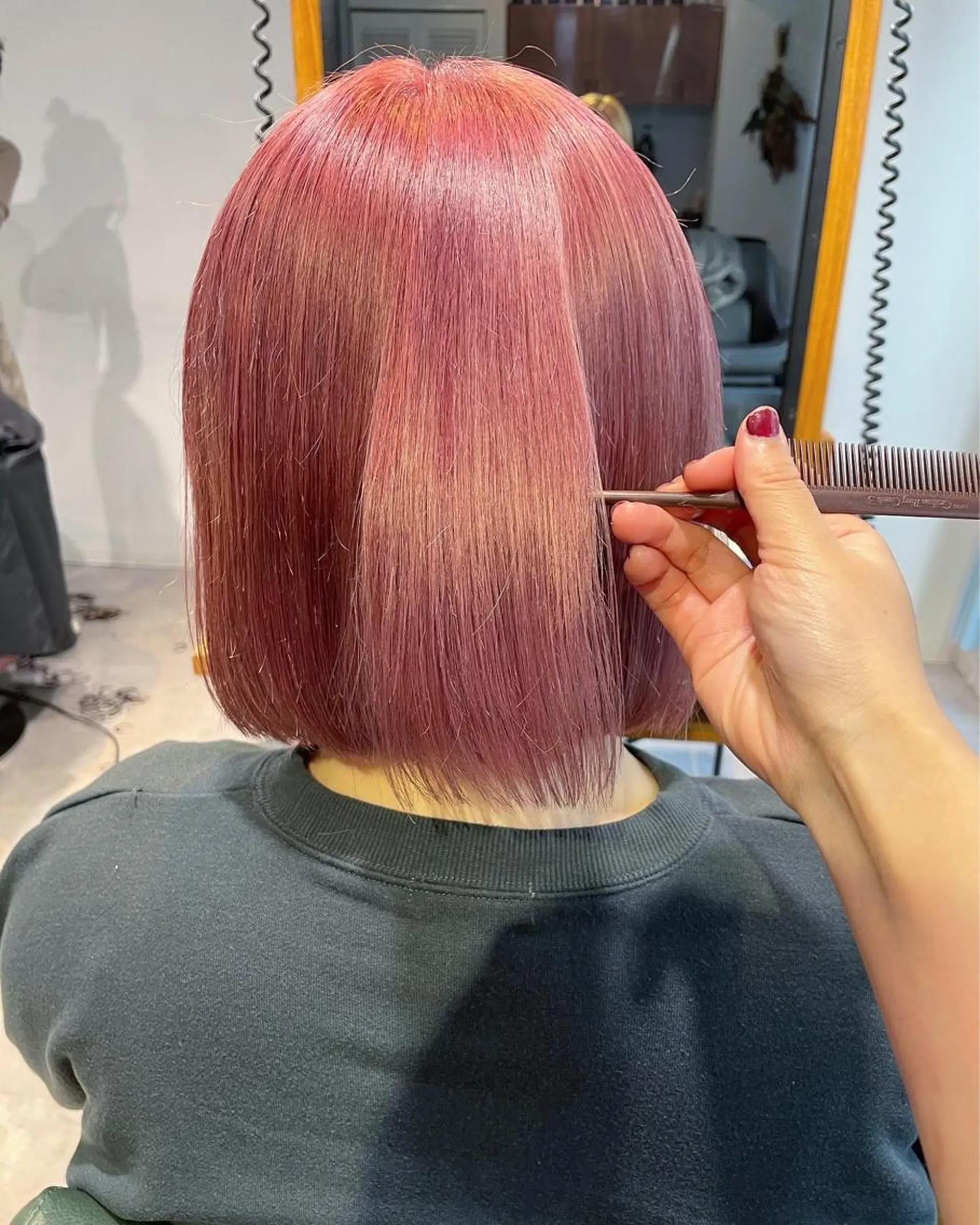 ショート カラー ハイトーンカラー オレンジ ピンクカラー spooopy所属・🕊大垣 めぐみ🕊のヘアスタイル