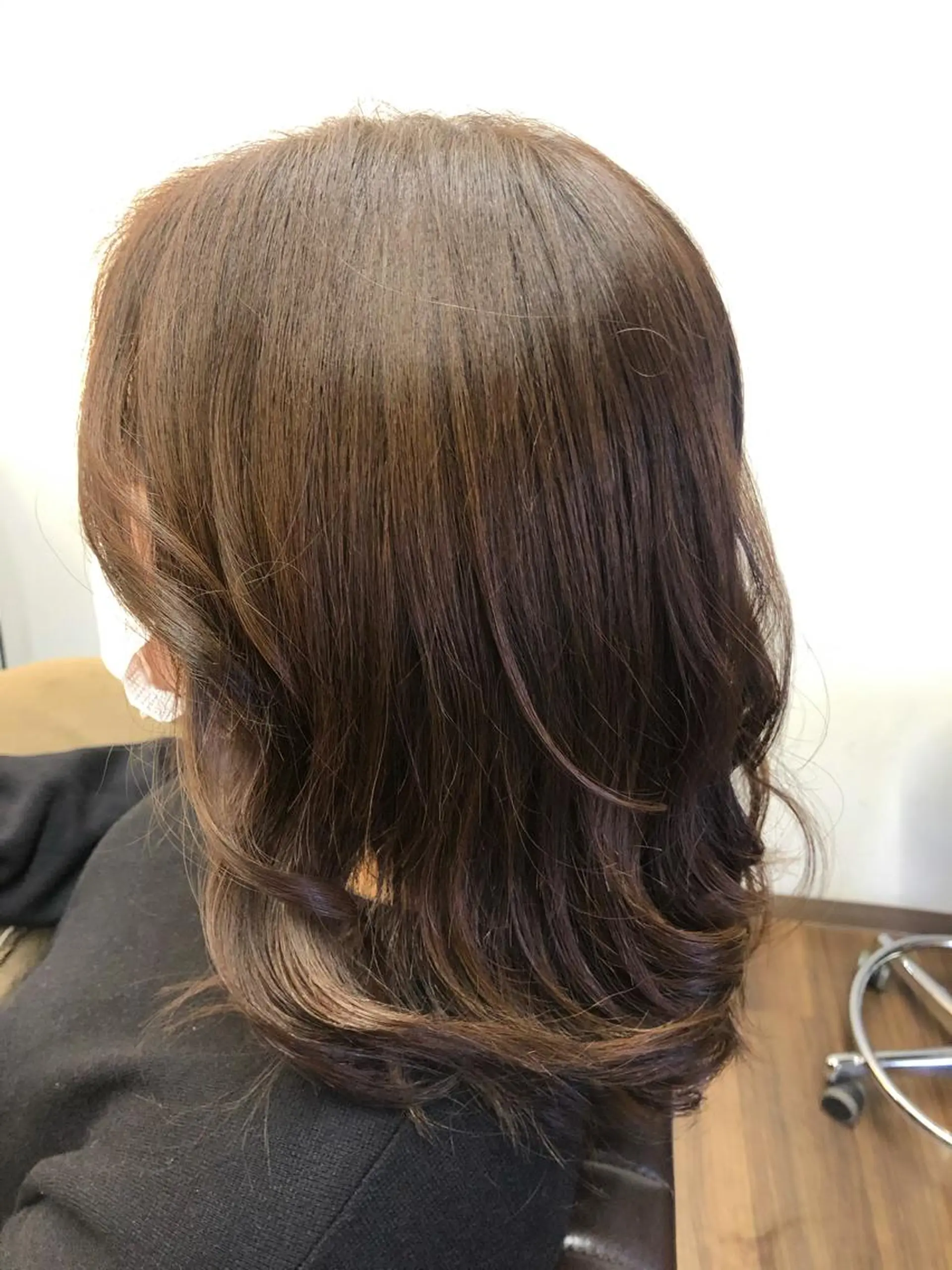 カラー 山本 純平のヘアスタイル