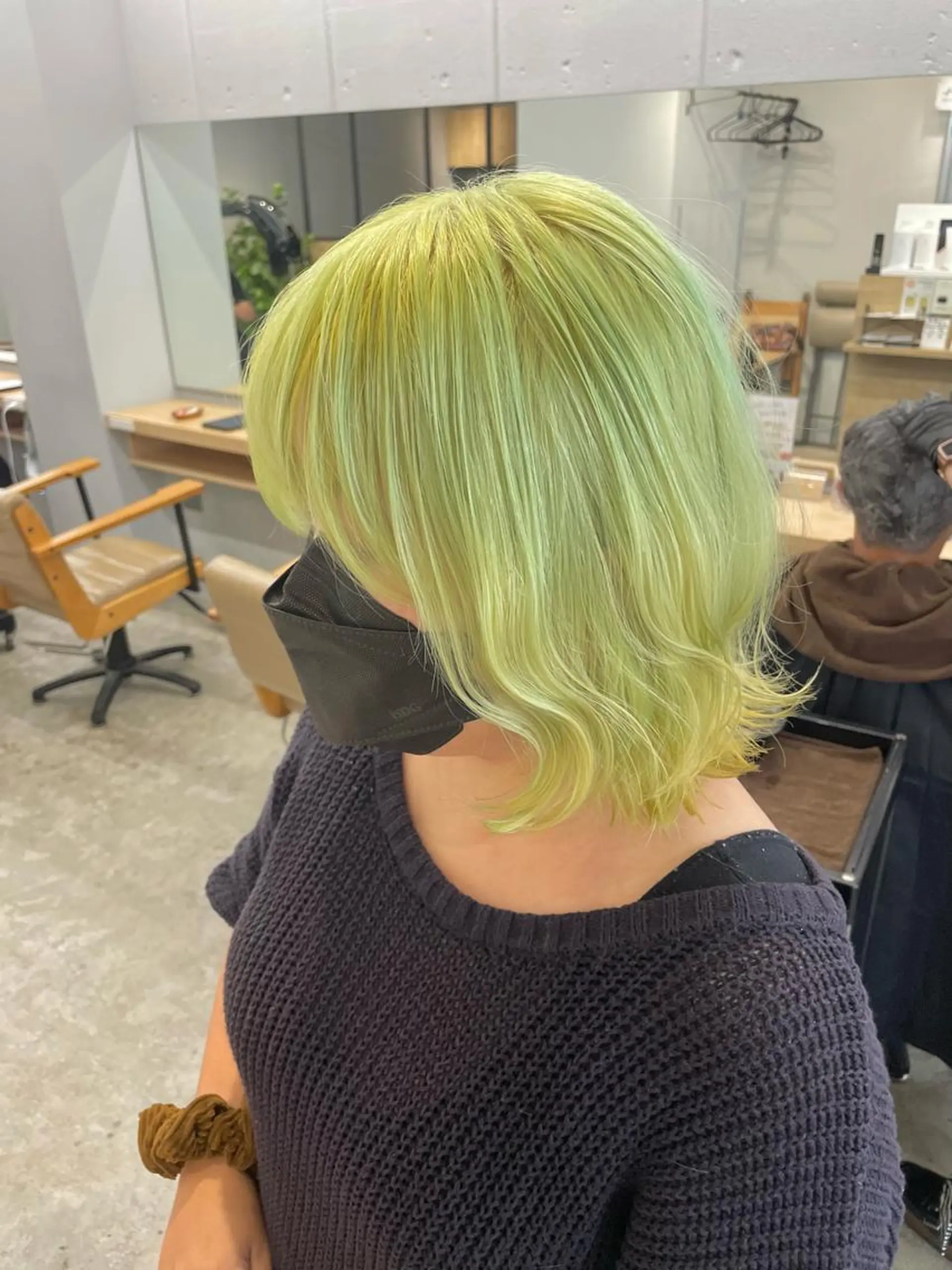 ミディアム ヘアカラー トリートメント SAEKI【ior 】北千住店ブリーチのヘアスタイル