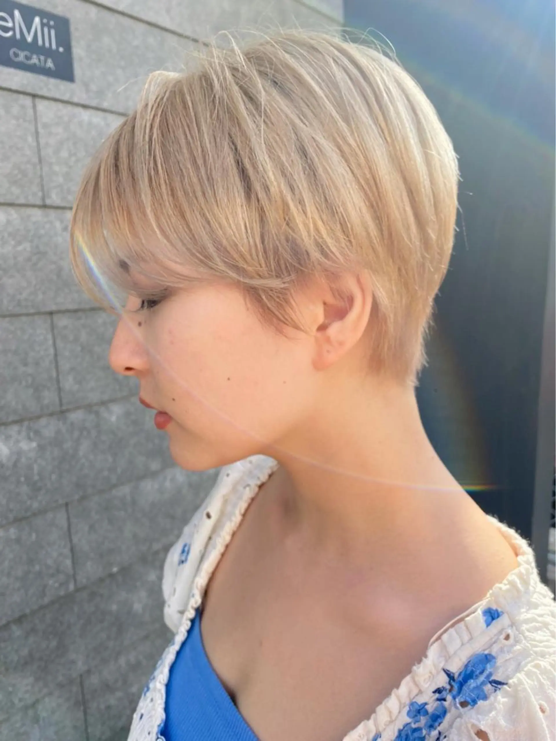 ショート カラー カット 縮毛矯正 美髪ストレート 川本雄己のヘアスタイル