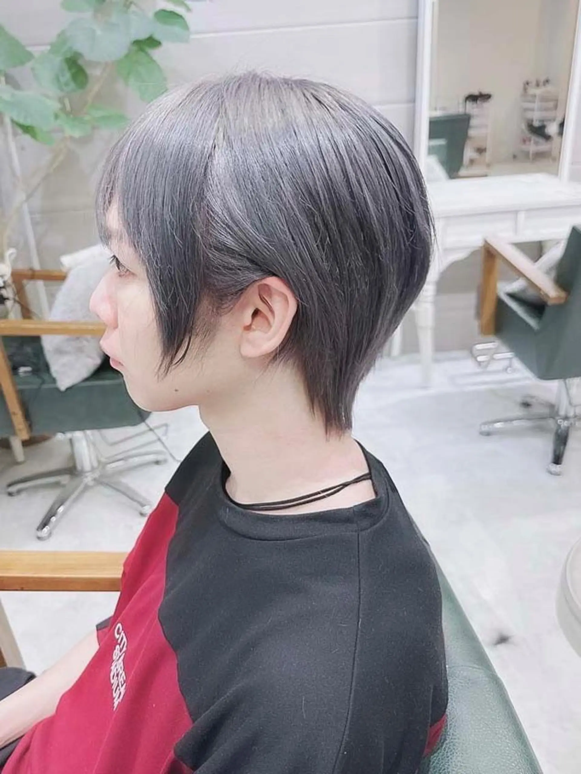 ショート ヘアアレンジ カラー メンズ メンズブリーチ メンズ韓国風 韓国マッシュ マッシュ ツーブロック 𝐑𝐈𝐍𝐊𝐀 🐷🖤のヘアスタイル