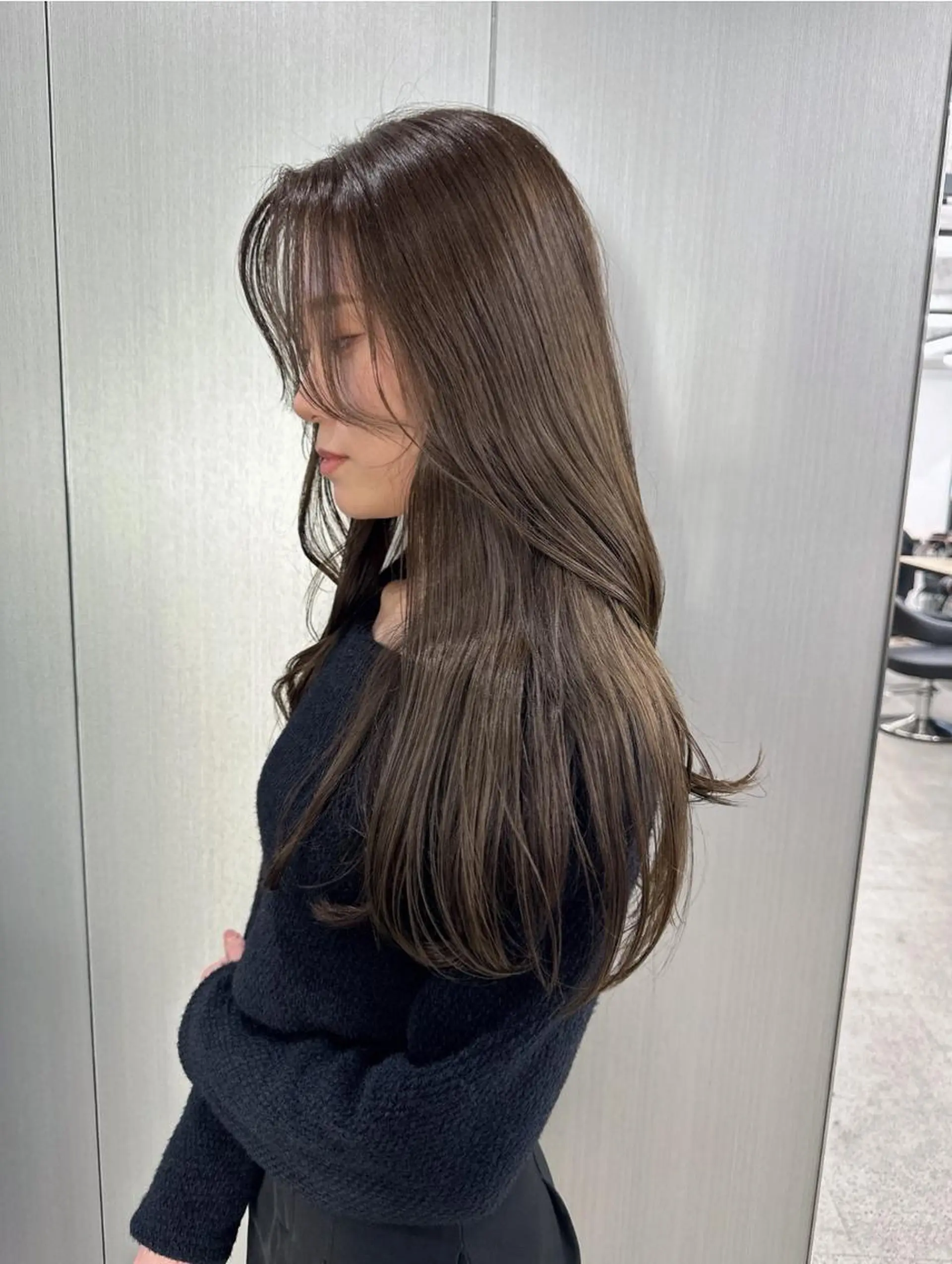 カラー ミディアム ヘアカラー くすみミルクティー/ ブラウン🪡TOWAのヘアスタイル