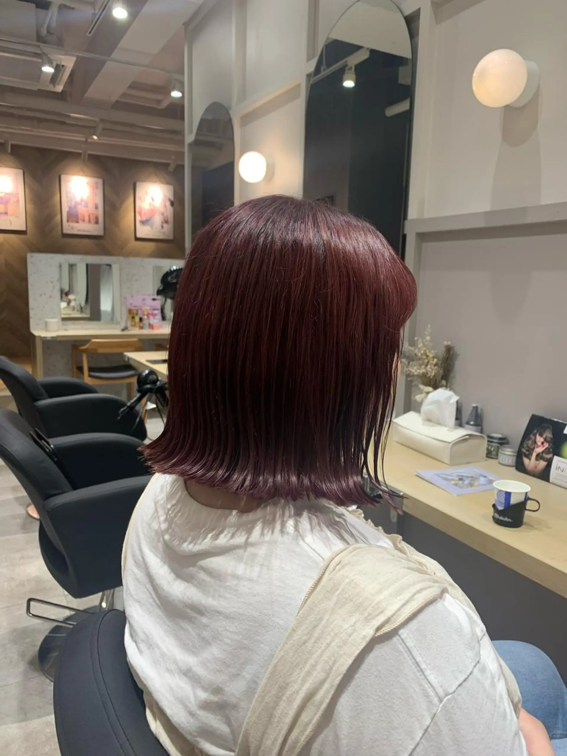 ショート カラー 🥀韓国ヘア🥀 宮津真菜のヘアスタイル