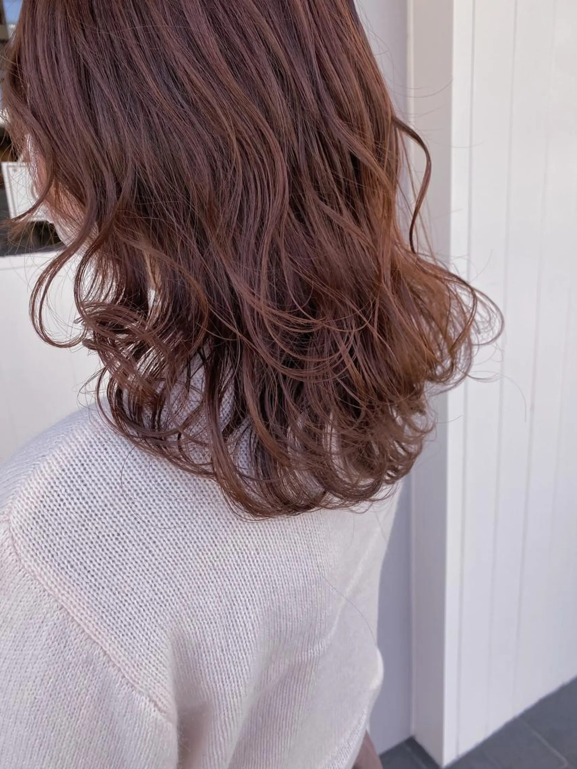 セミロング カラー ブラウンカラー オレンジ オレンジブラウン ヘアカラー トリートメント 西村 美羽のヘアスタイル