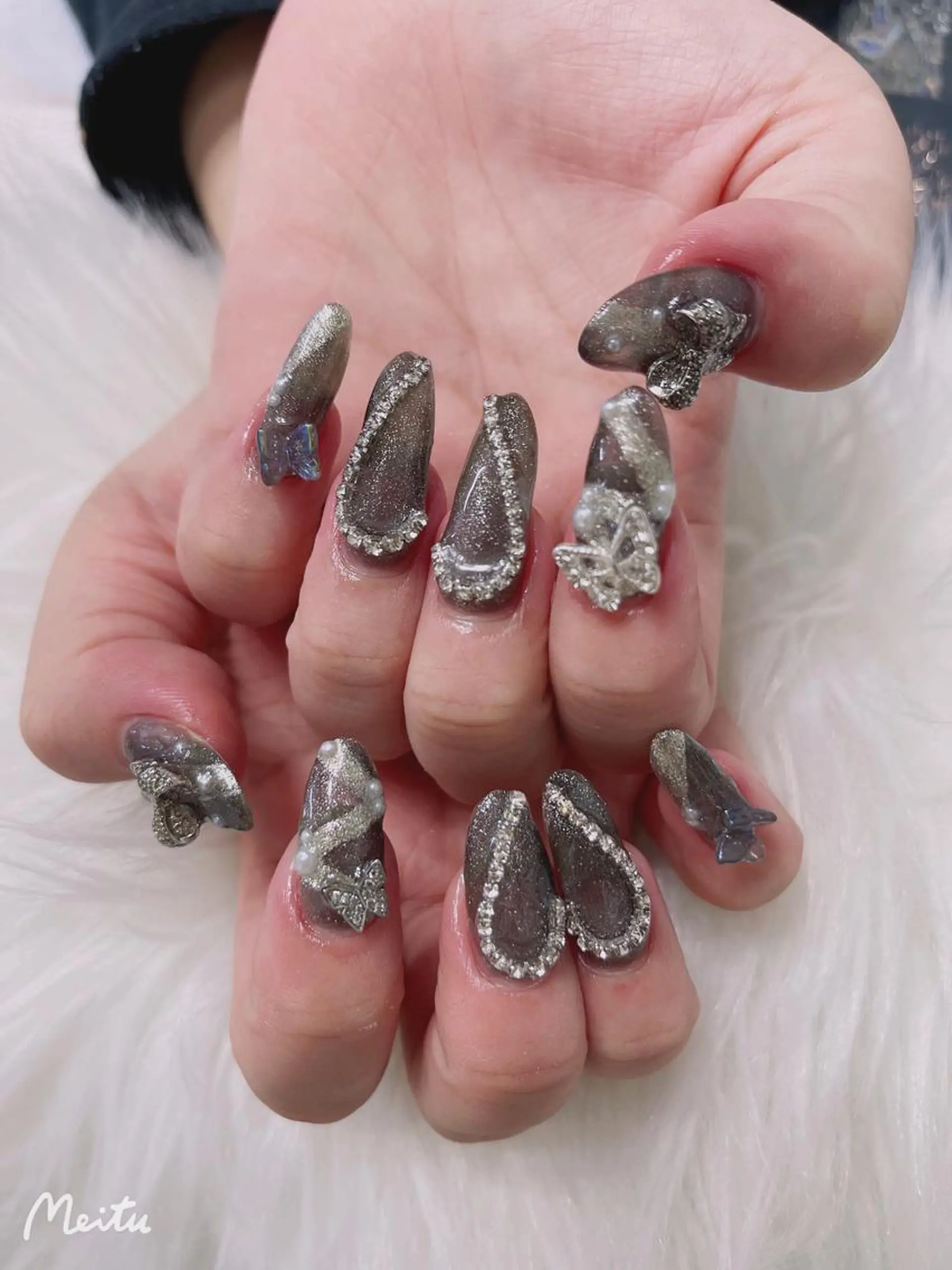 ネイル ハンドネイル 菲菲ネイルサロン所属・FF フィフィネイルサロンのネイルデザイン