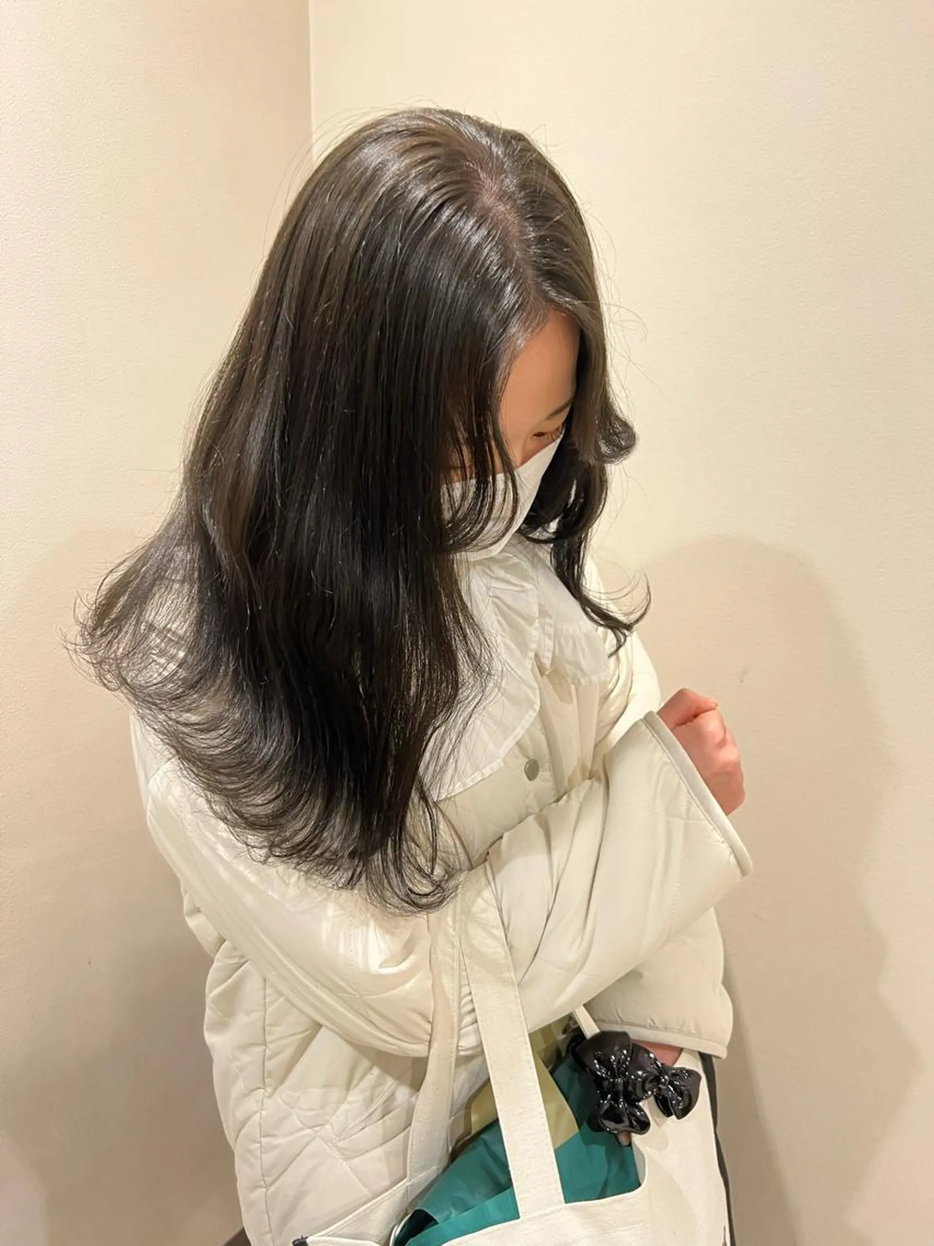 セミロング カラー ヘアアレンジ グレージュ ヘアカラー トリートメント ヘアセット 金子 廉のヘアスタイル
