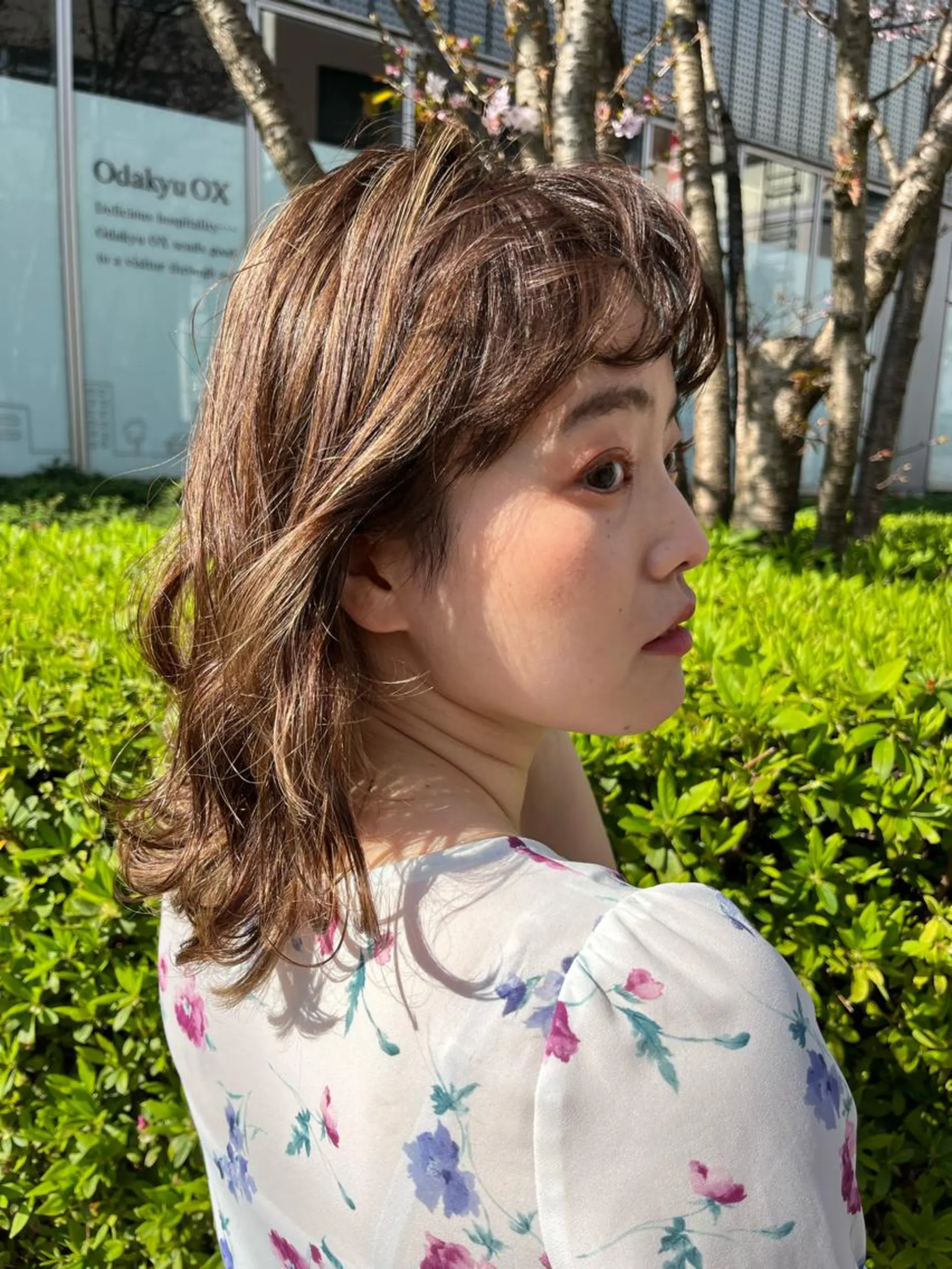 ミディアム ヘアアレンジ ウスイマイコ カット/ケアカラーのヘアスタイル