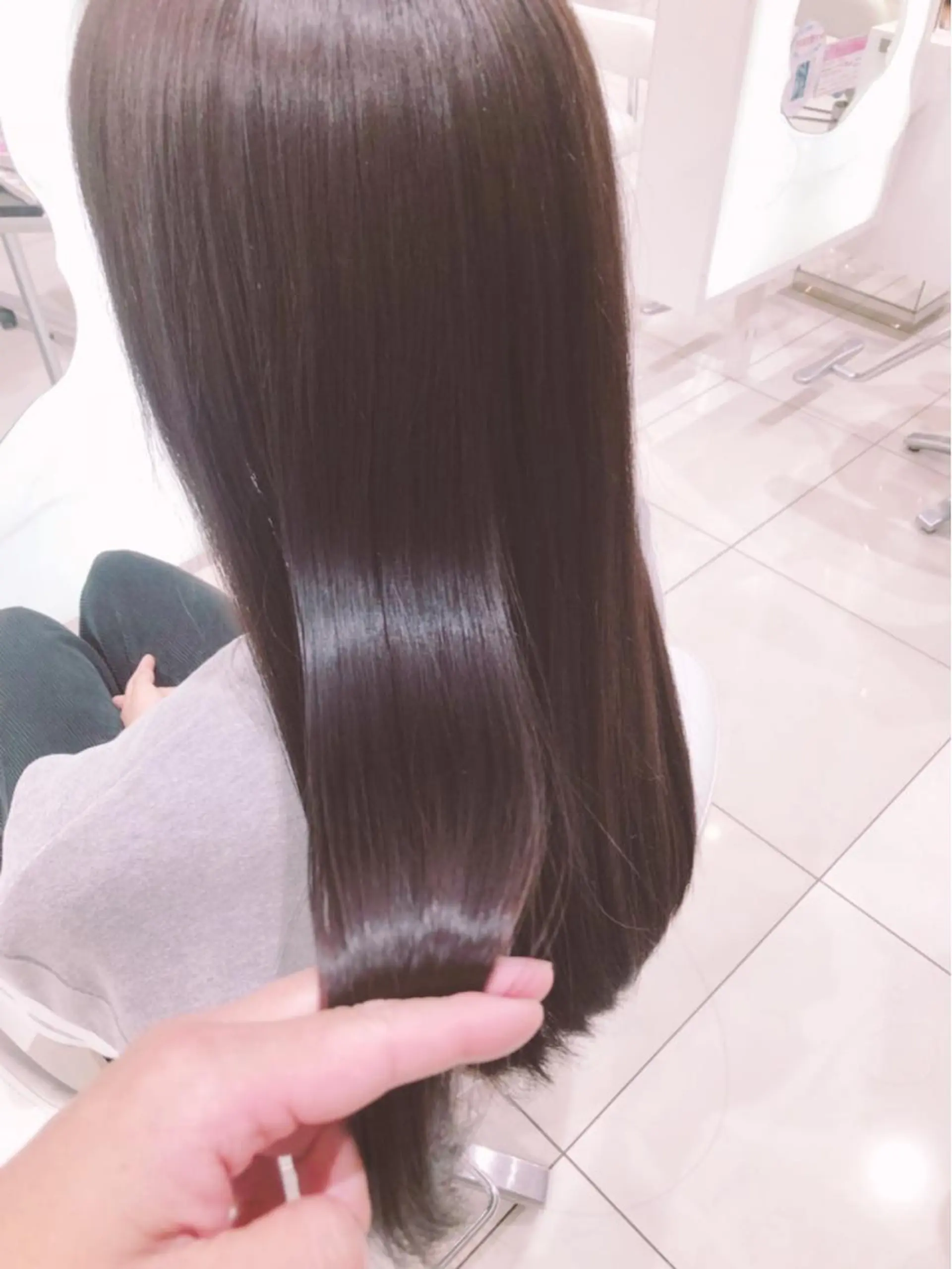 ロング ヘアカラー トリートメント セレスト心斎橋所属・上田 篤史のヘアスタイル